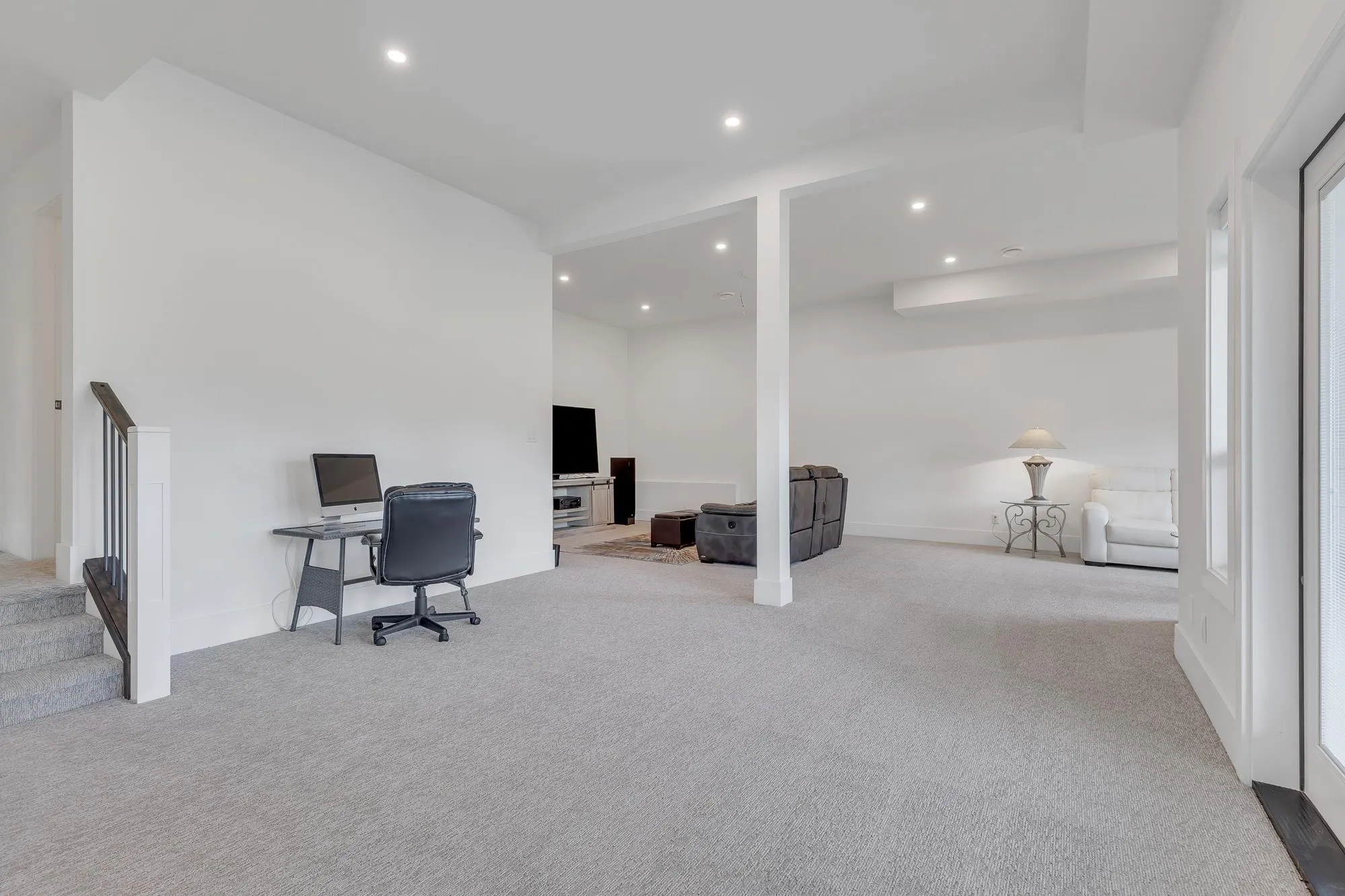 17 50778 Ledgestone Place