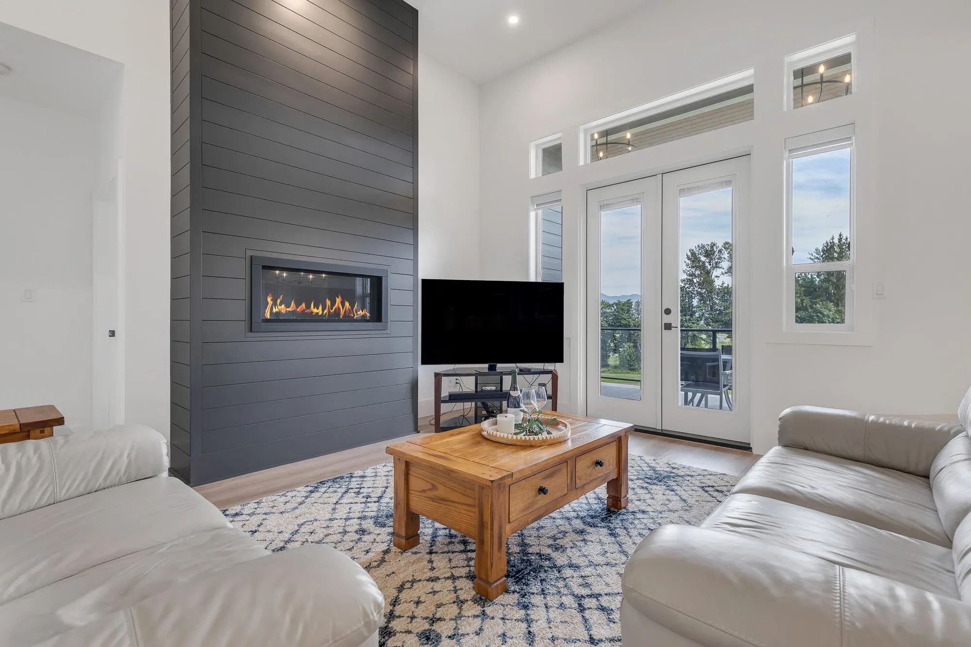 17 50778 Ledgestone Place