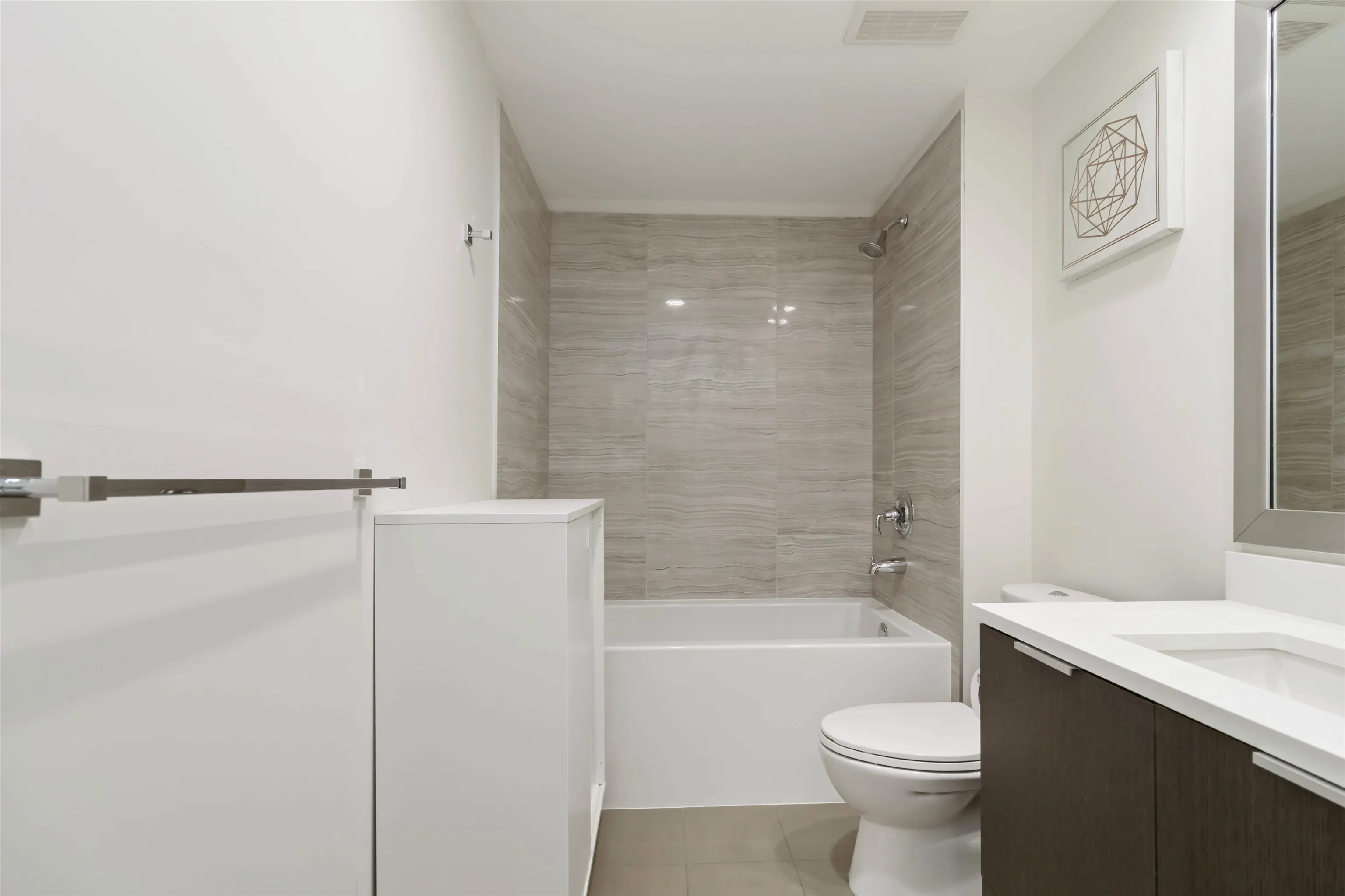 1507 8688 Hazelbridge Way