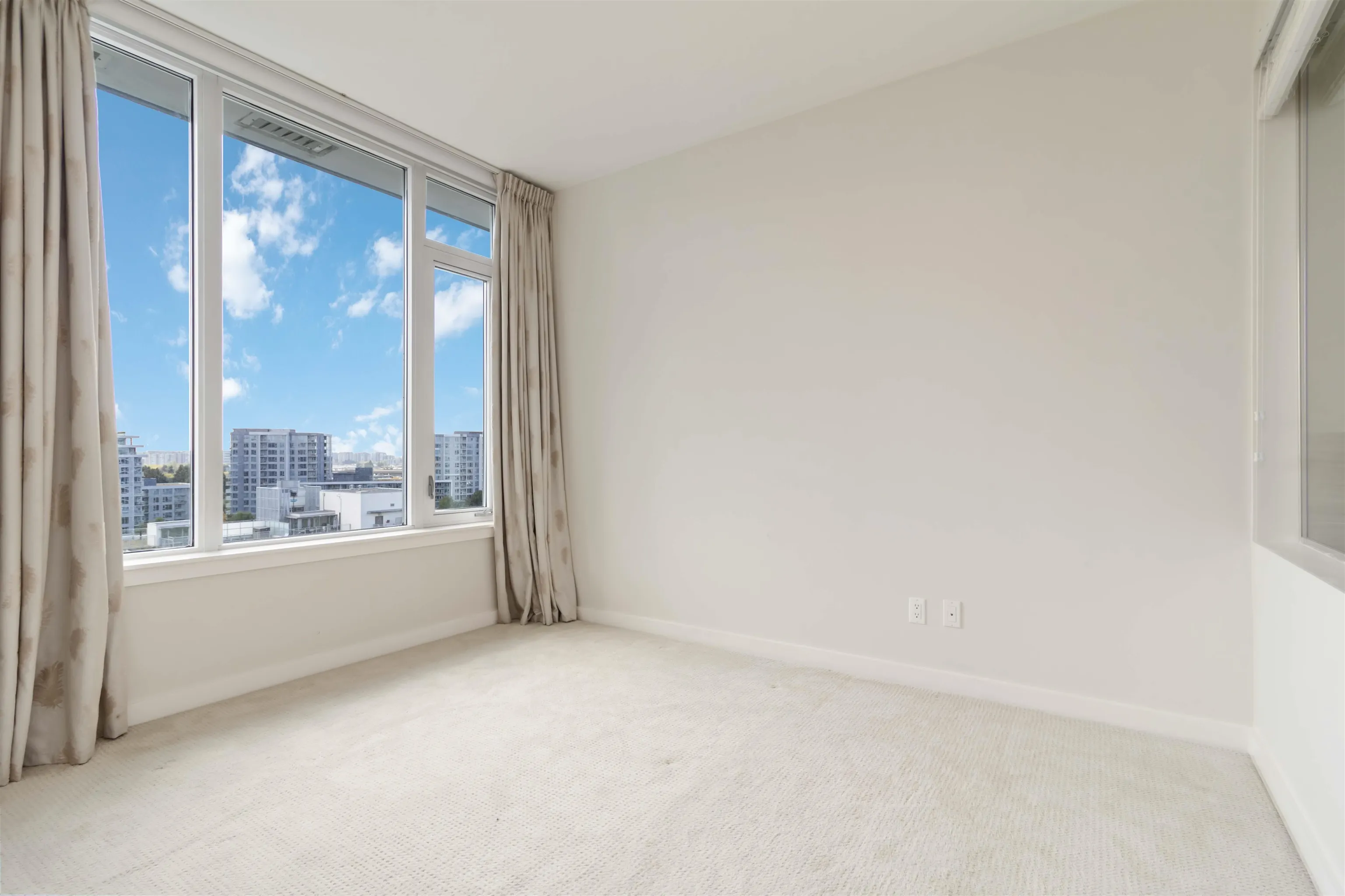 1507 8688 Hazelbridge Way