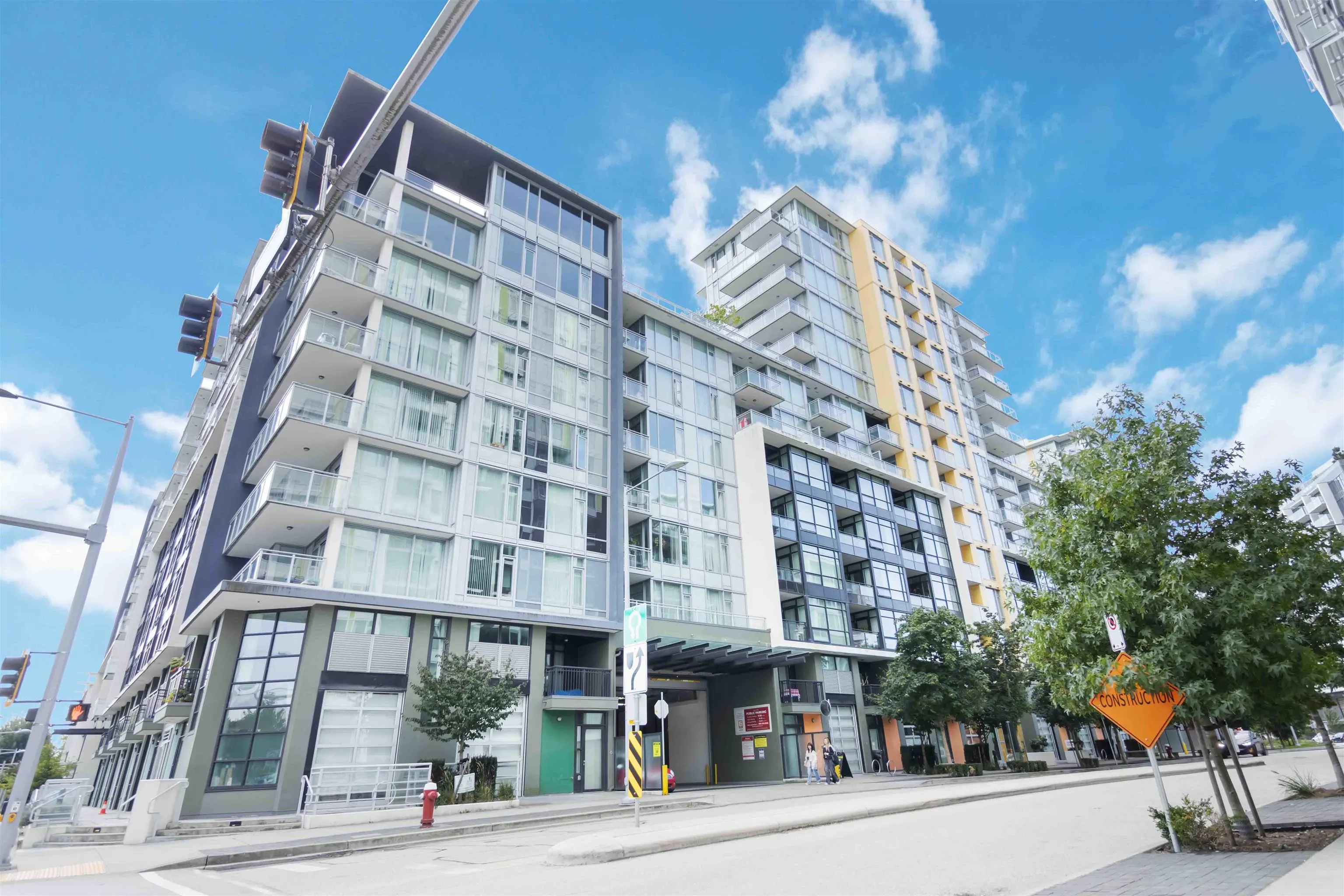 1507 8688 Hazelbridge Way
