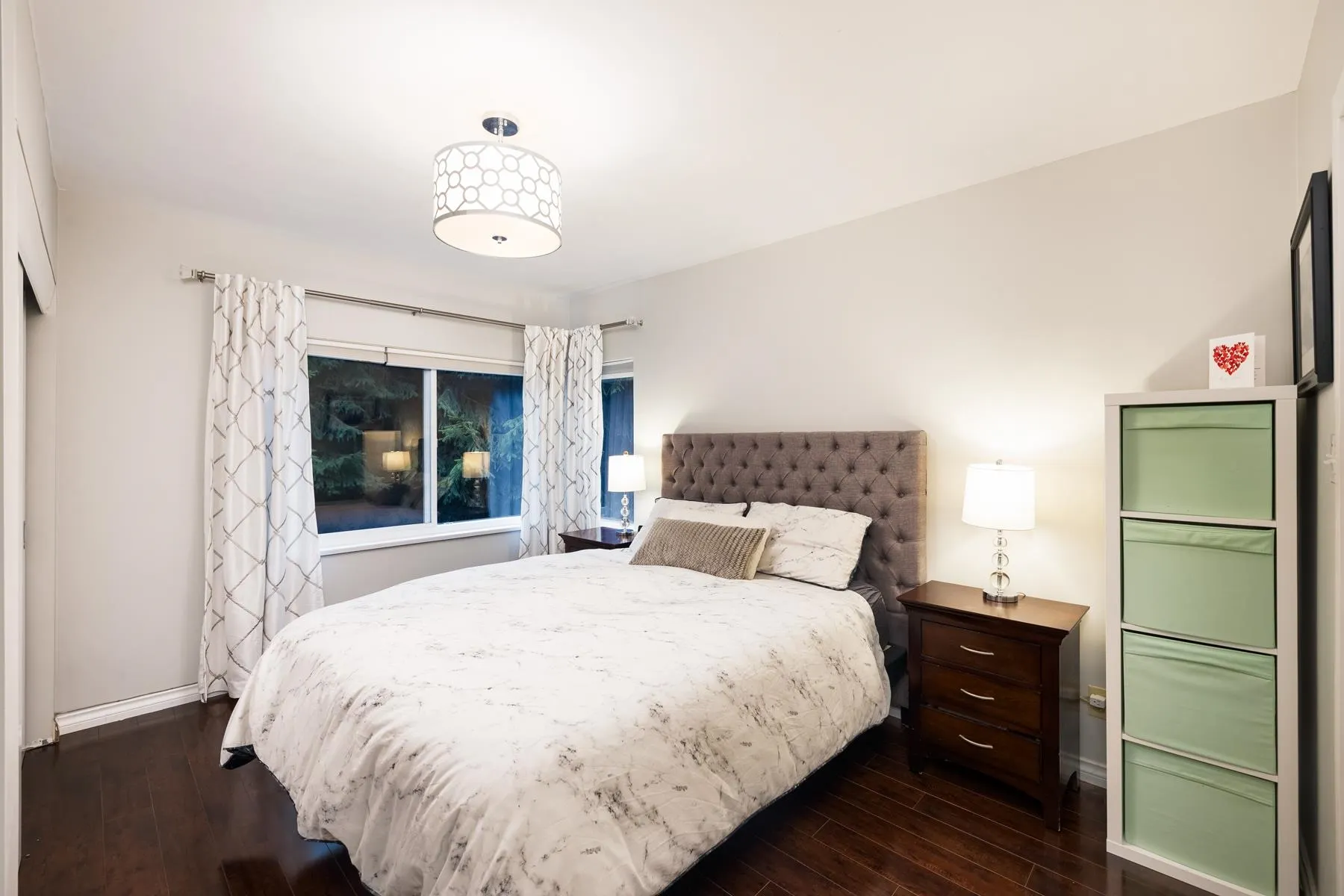 4233 Capilano Road