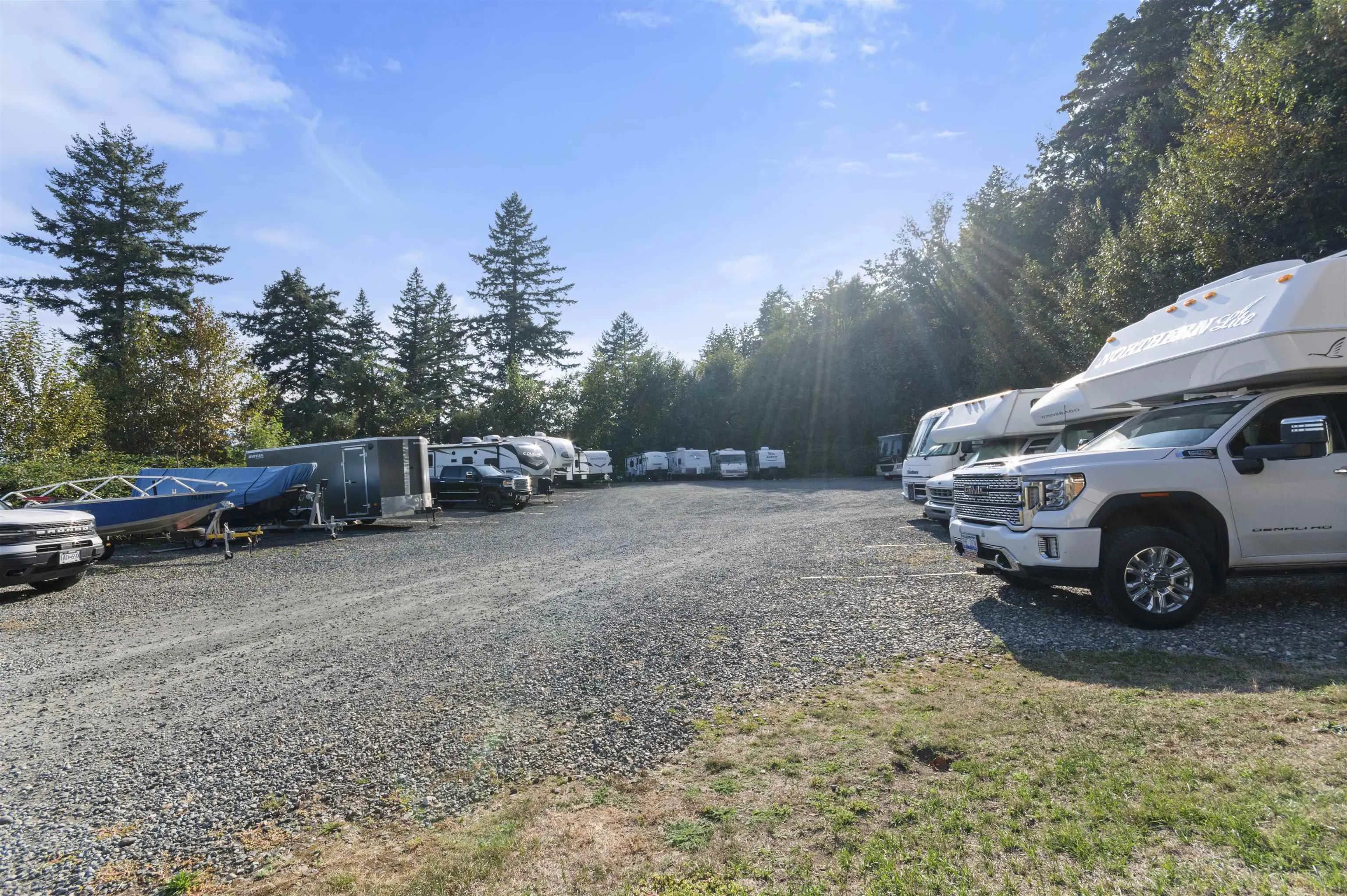76 8590 Sunrise Drive