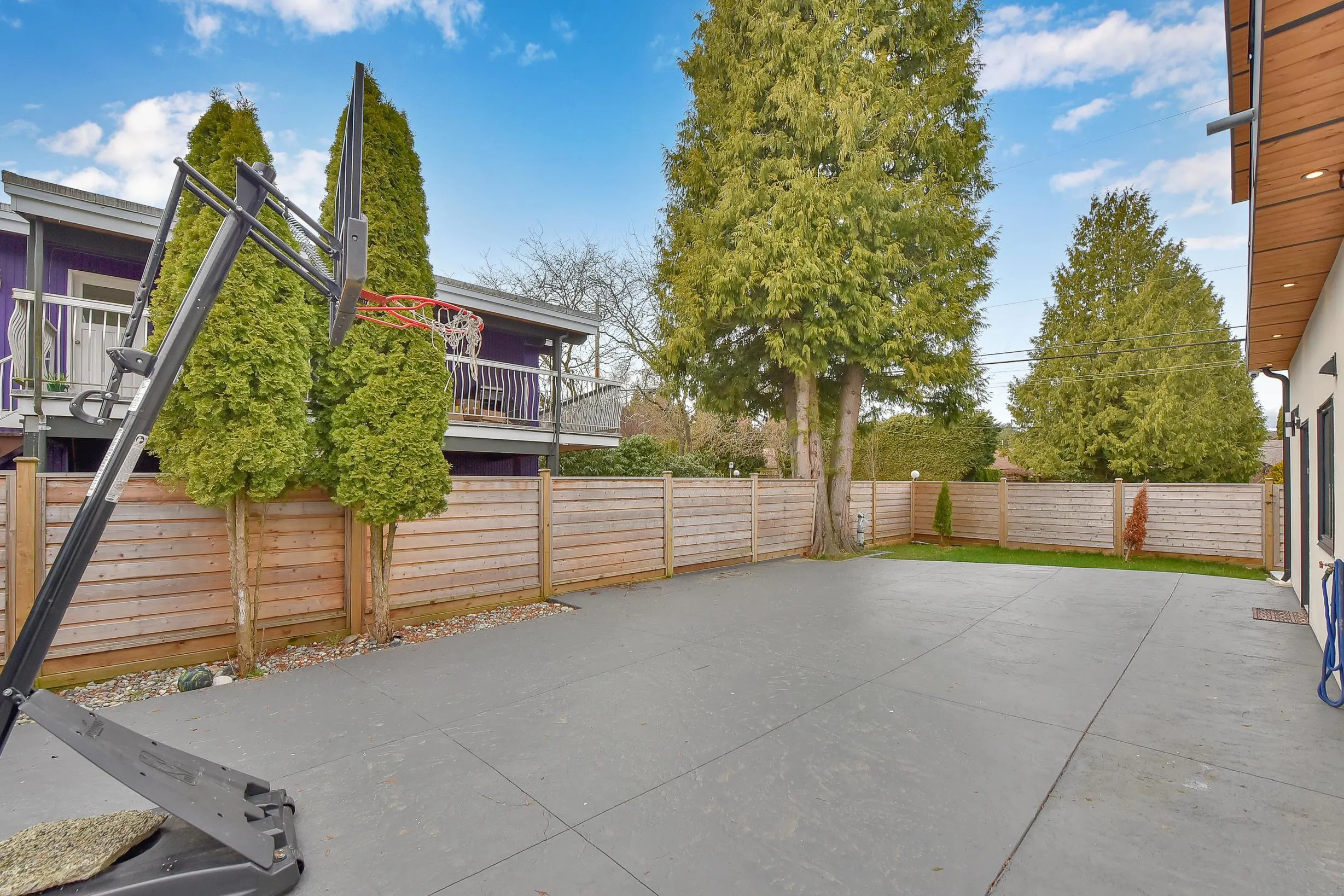 15711 Aster Road