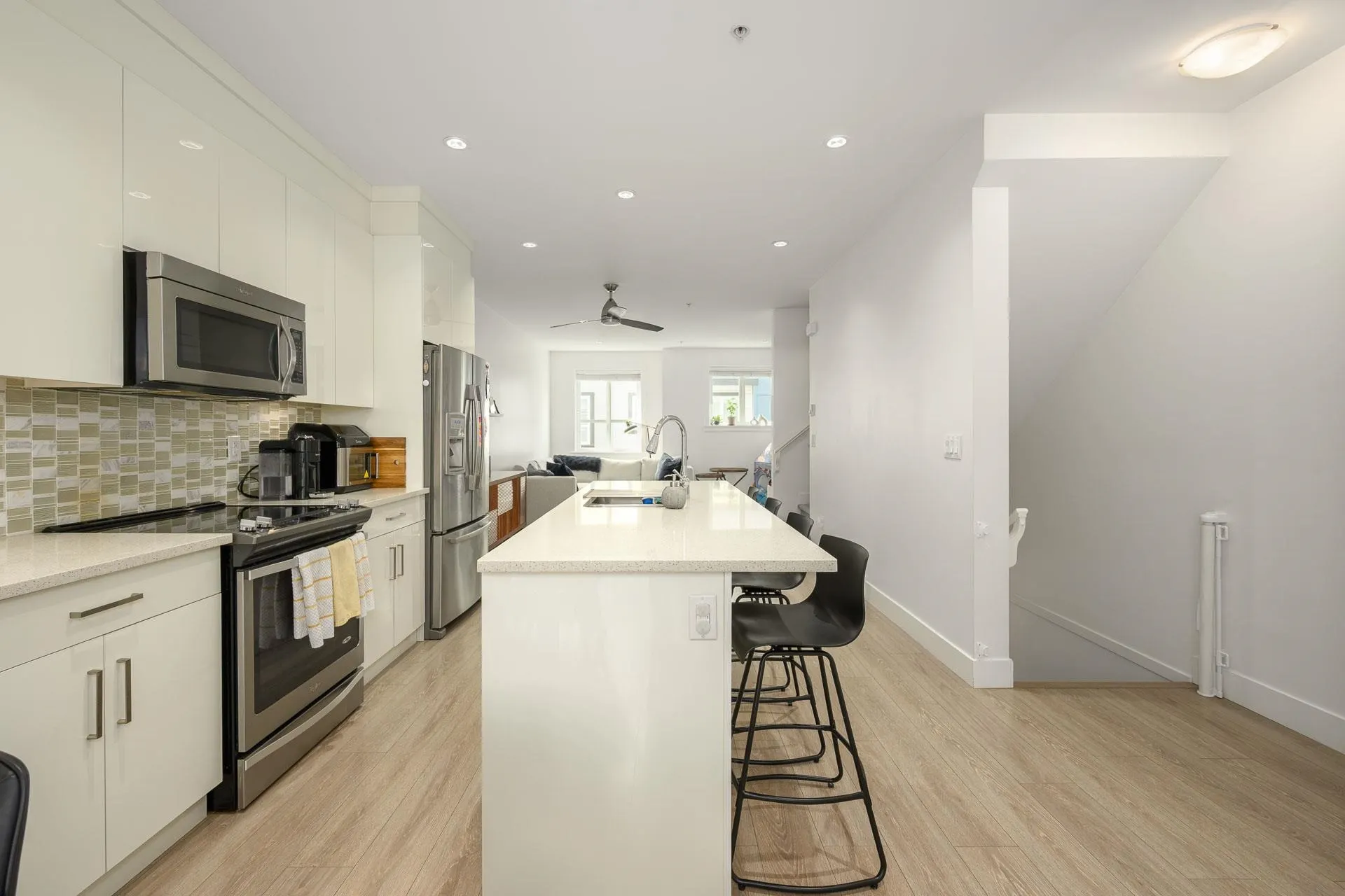 51 20860 76 Avenue