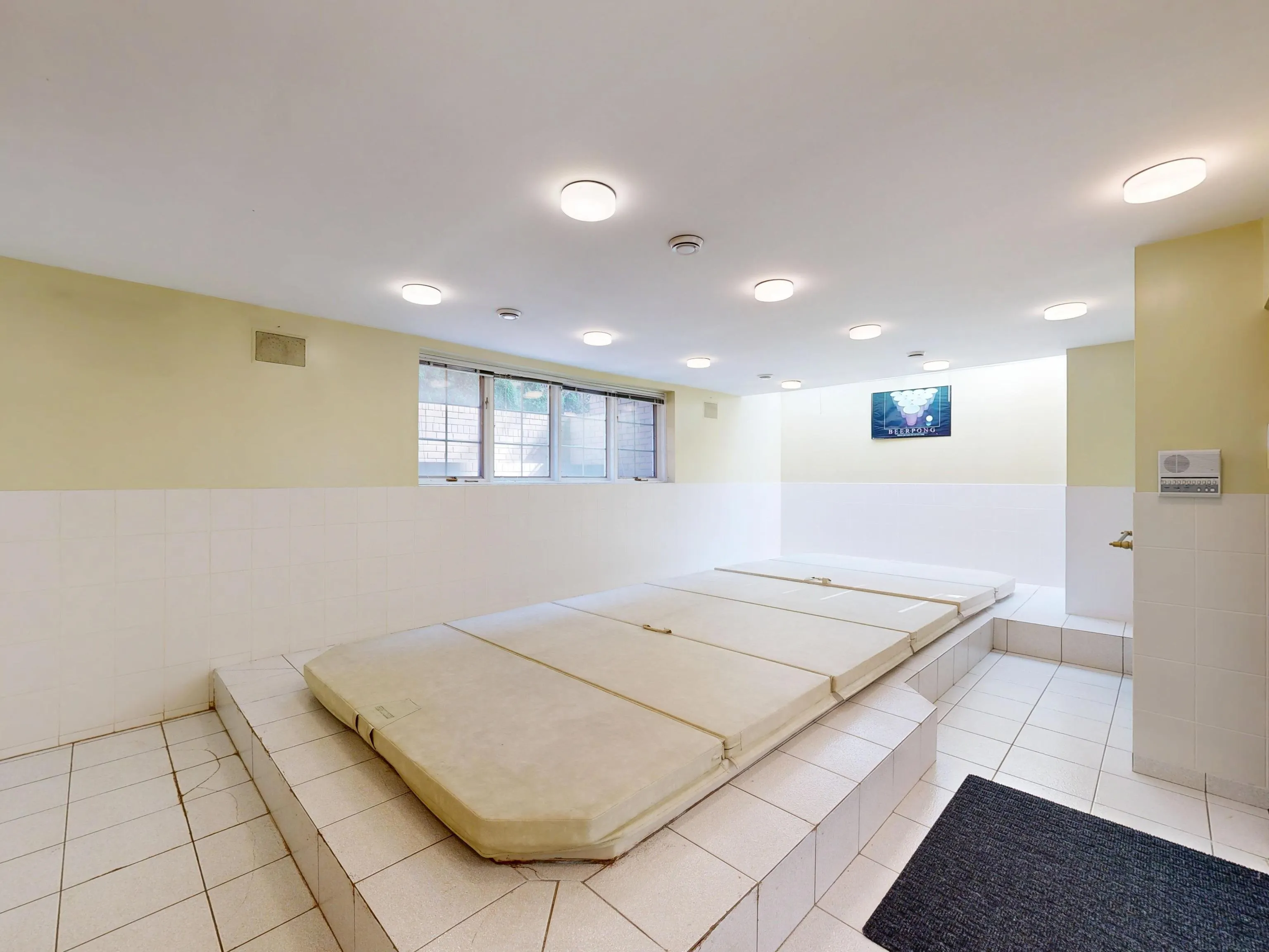 1510 W 33rd Avenue