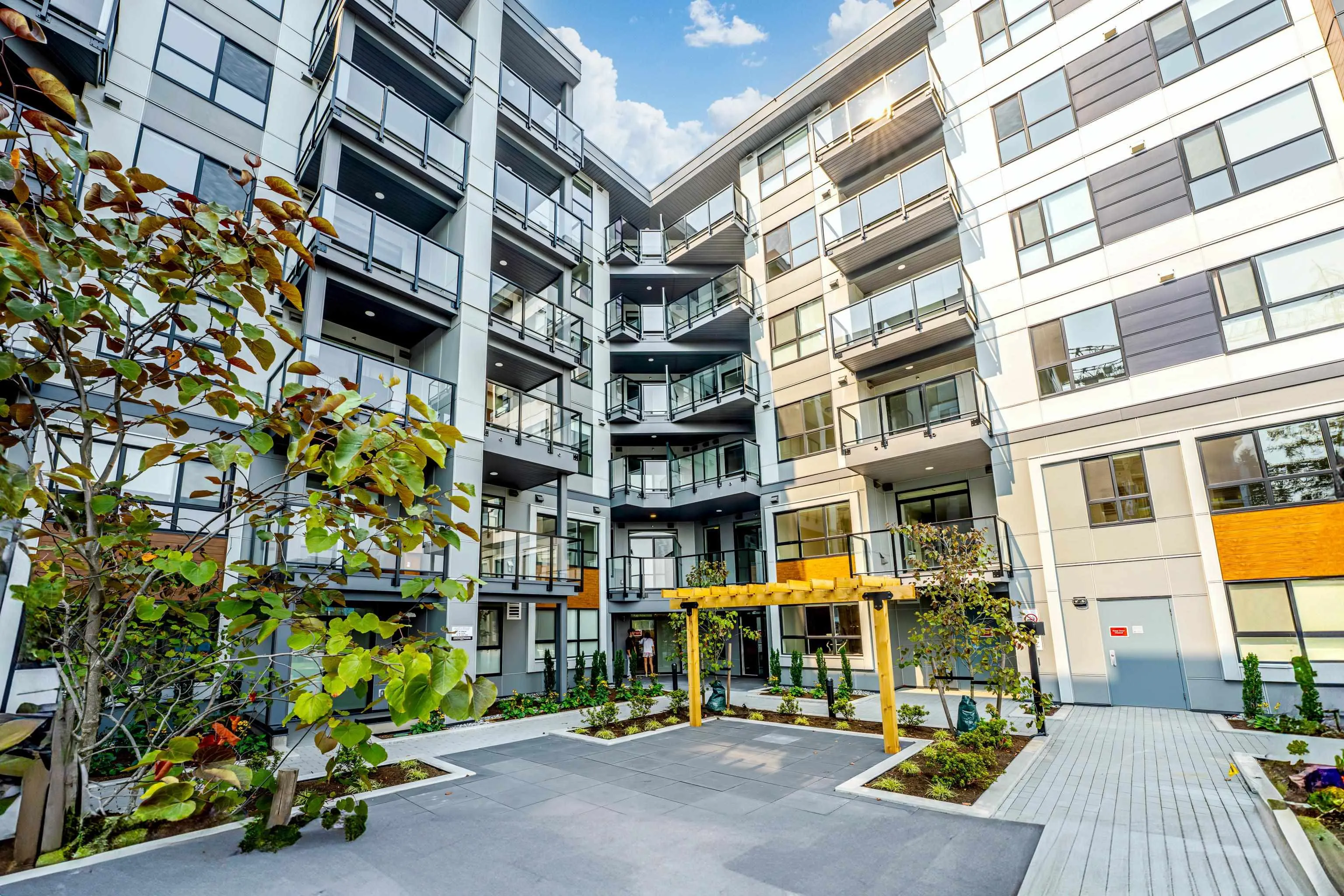 322 13458 95 Avenue