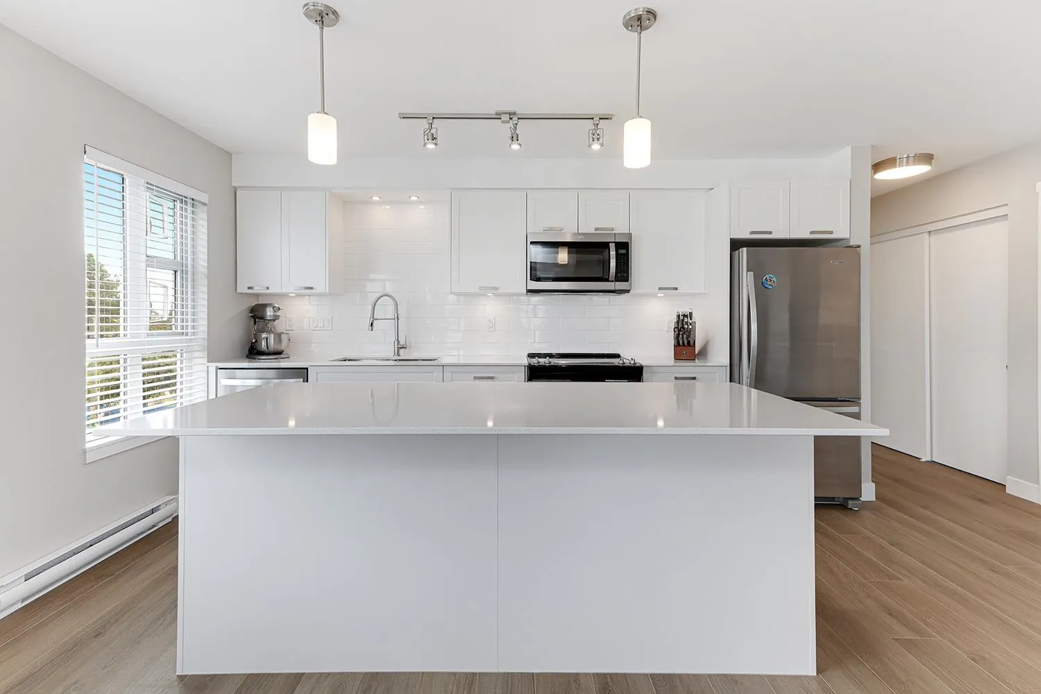 304 22562 121 Avenue