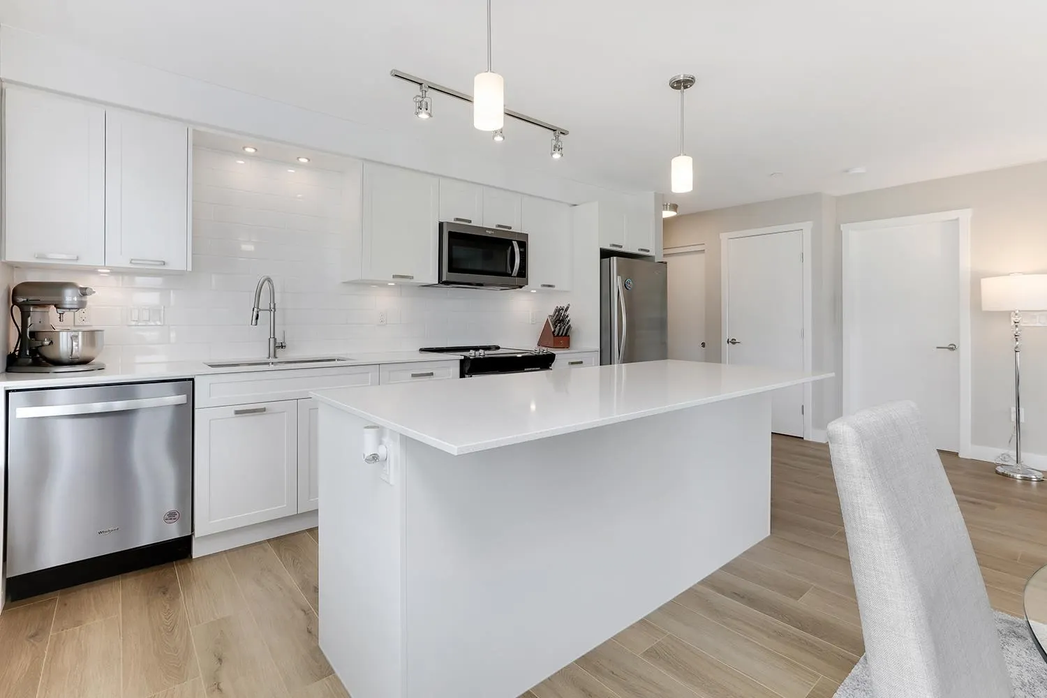 304 22562 121 Avenue
