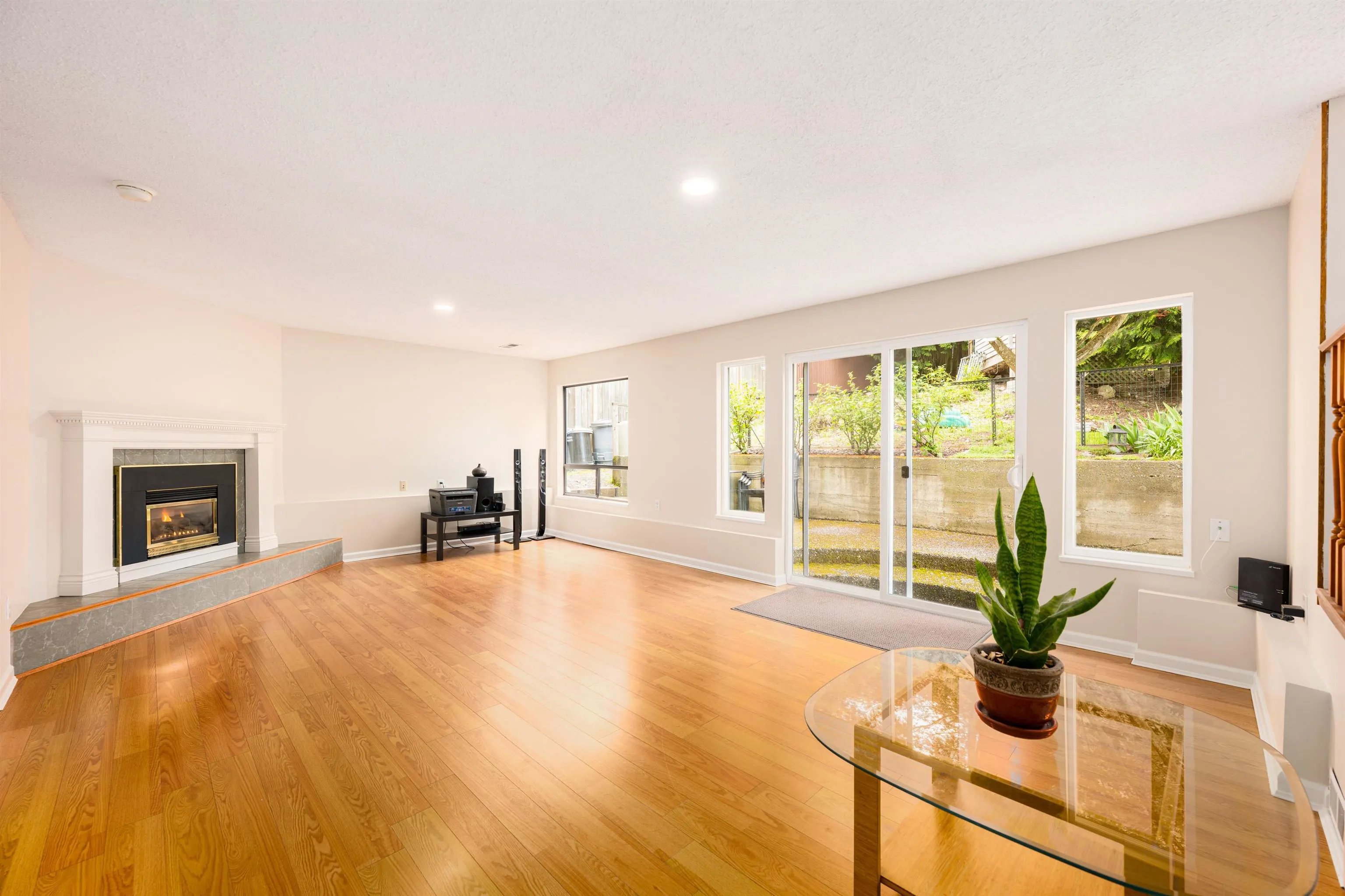 7642 Garfield Drive