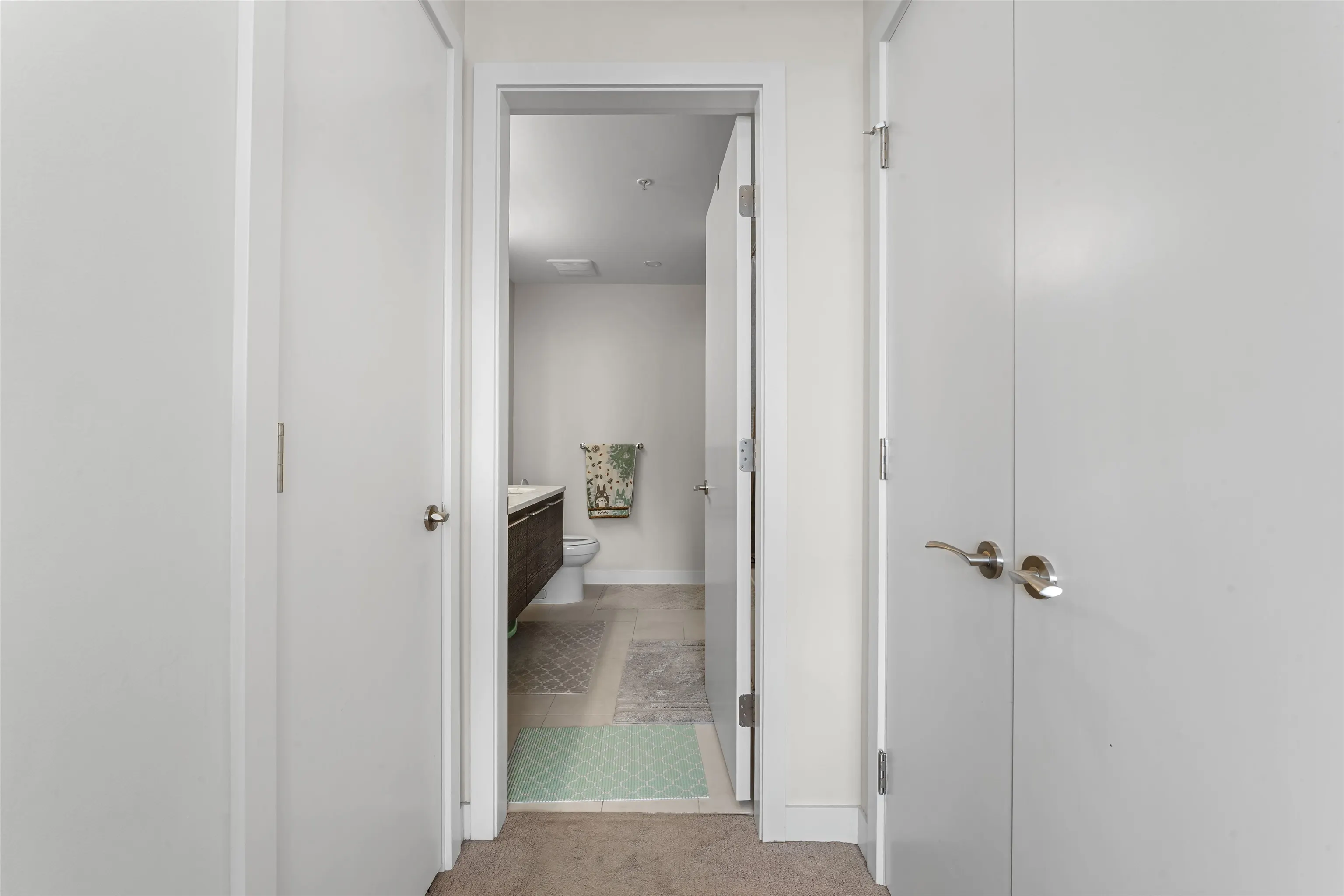 1805 6288 Cassie Avenue