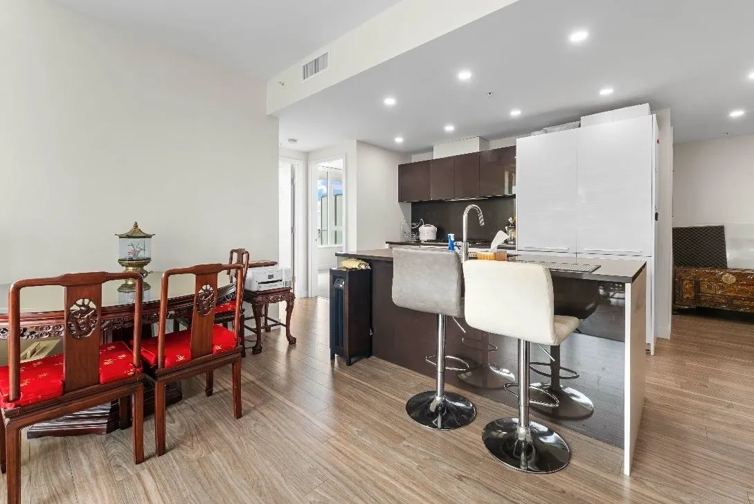 1805 6288 Cassie Avenue