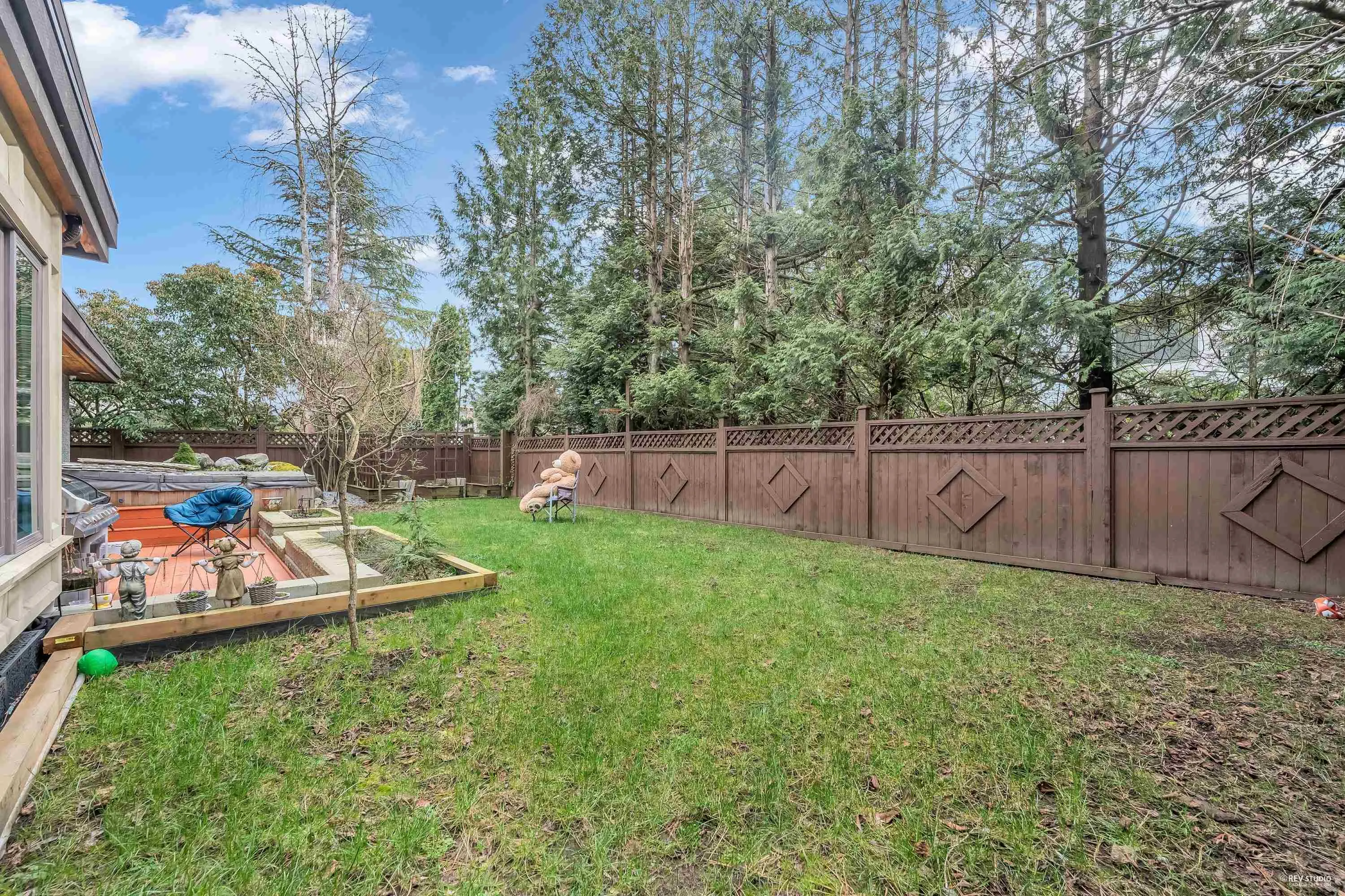 8560 Ryan Road