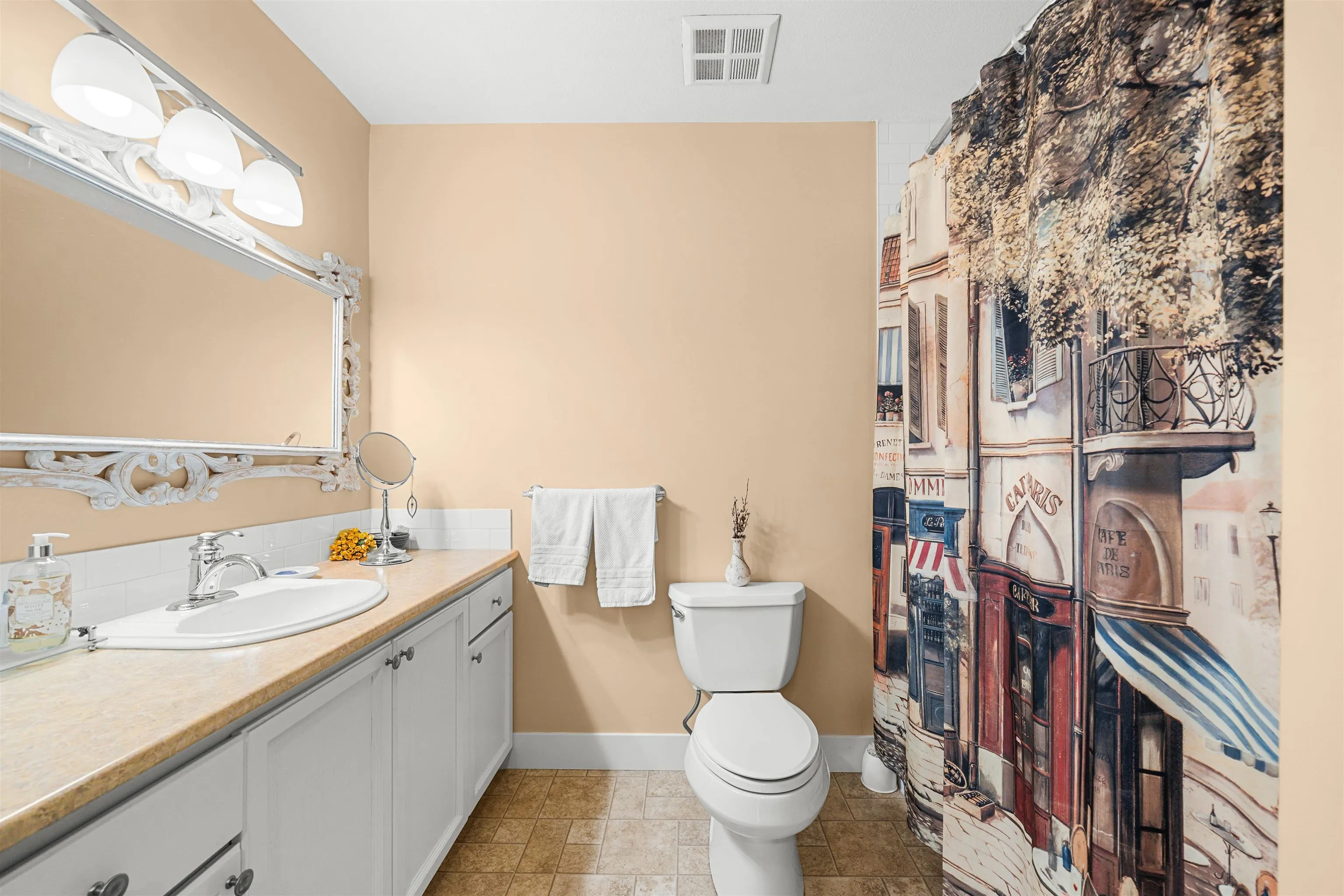 22 72 Jamieson Court