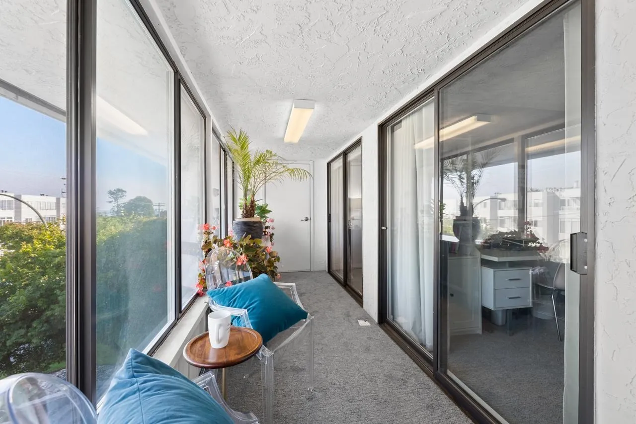 302 1355 Winter Street