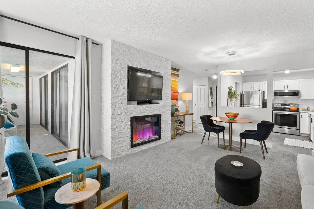 302 1355 Winter Street