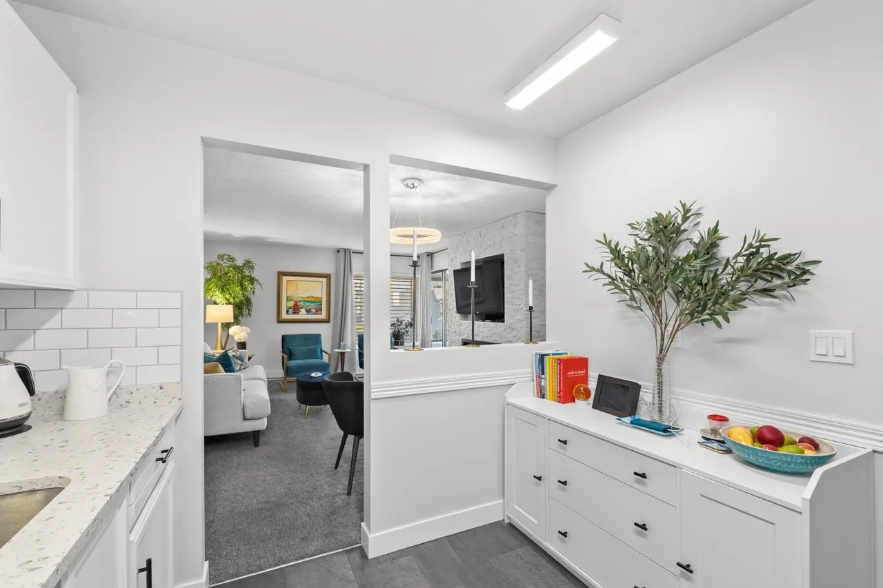 302 1355 Winter Street