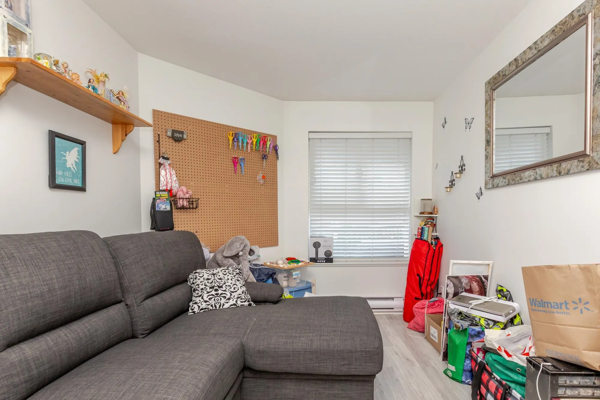 208 3176 Gladwin Road