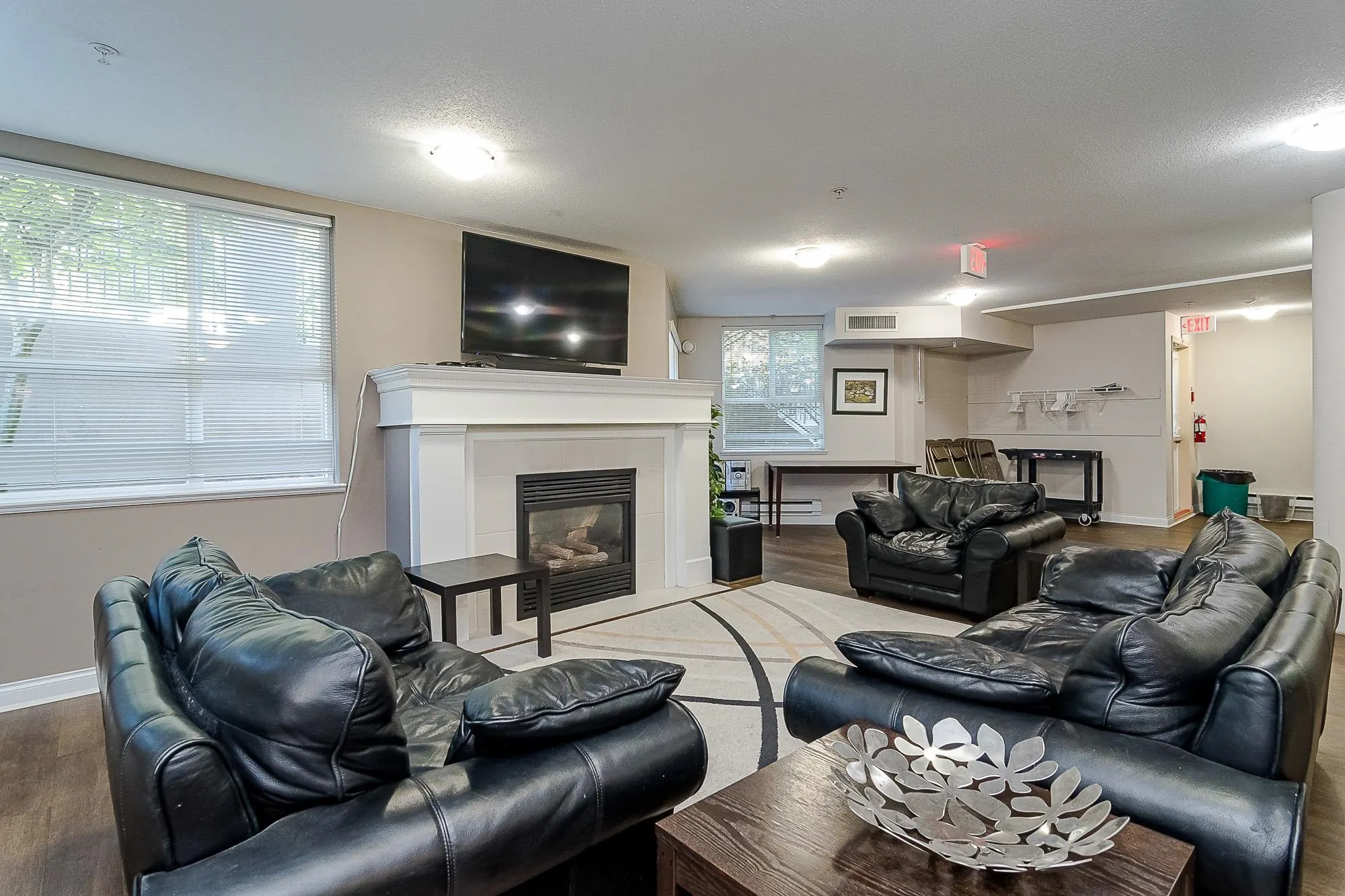 208 3176 Gladwin Road