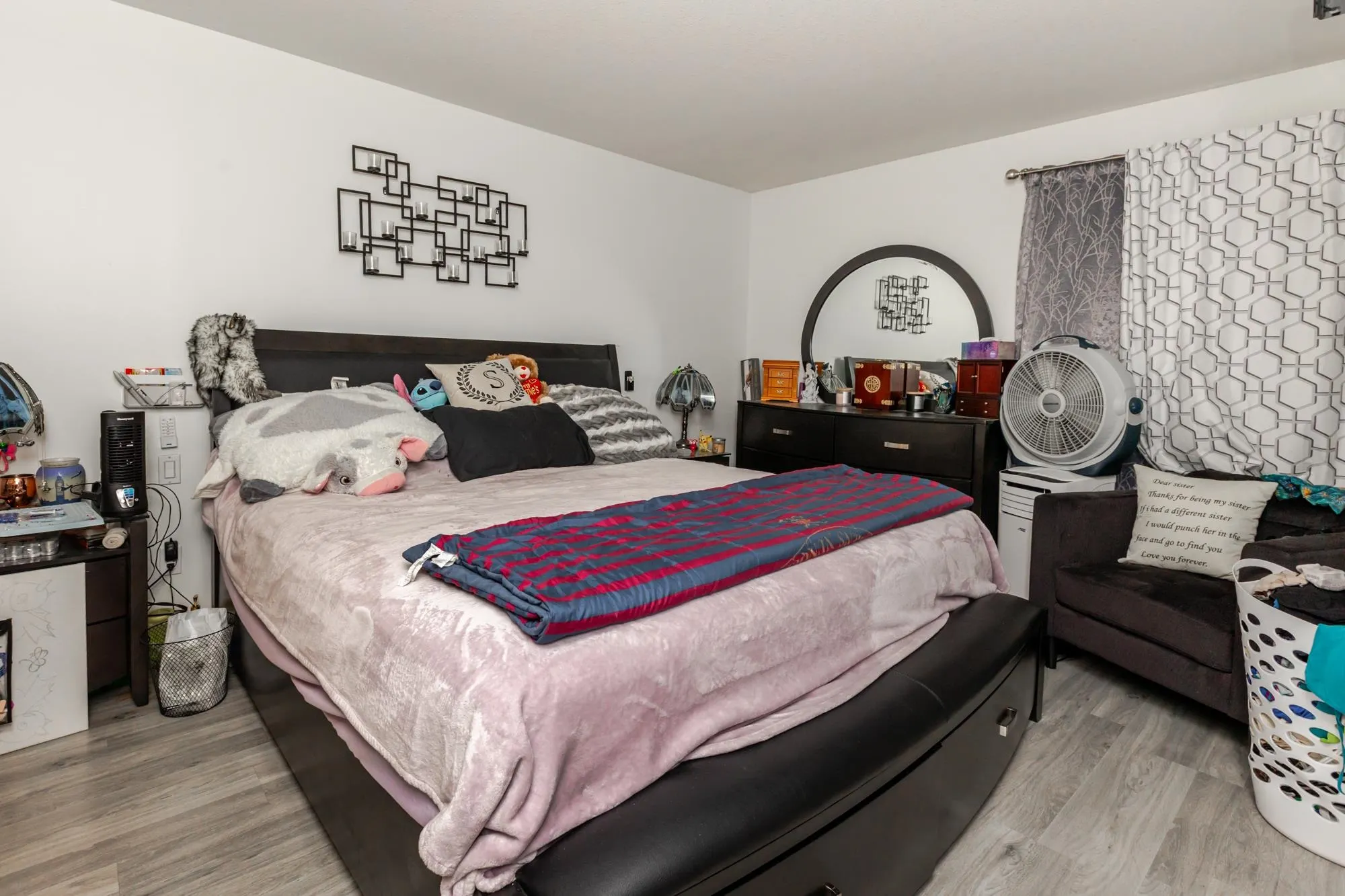 208 3176 Gladwin Road