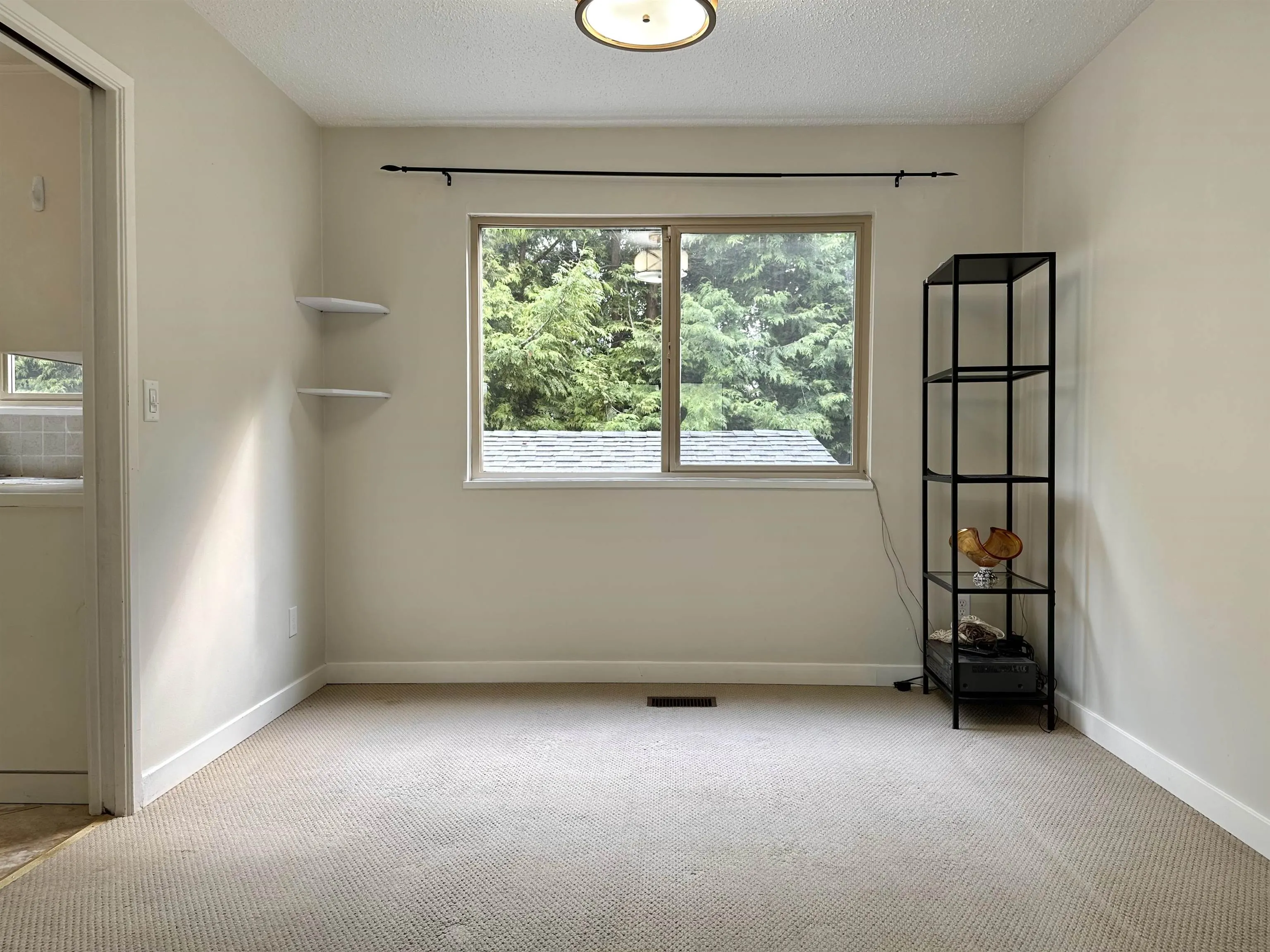 11196 Monroe Drive