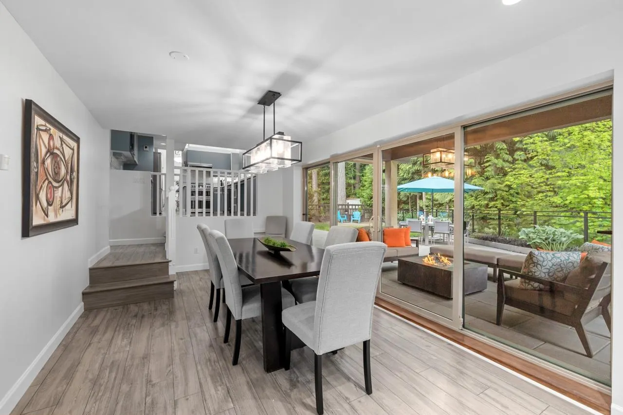 3690 Rutherford Crescent