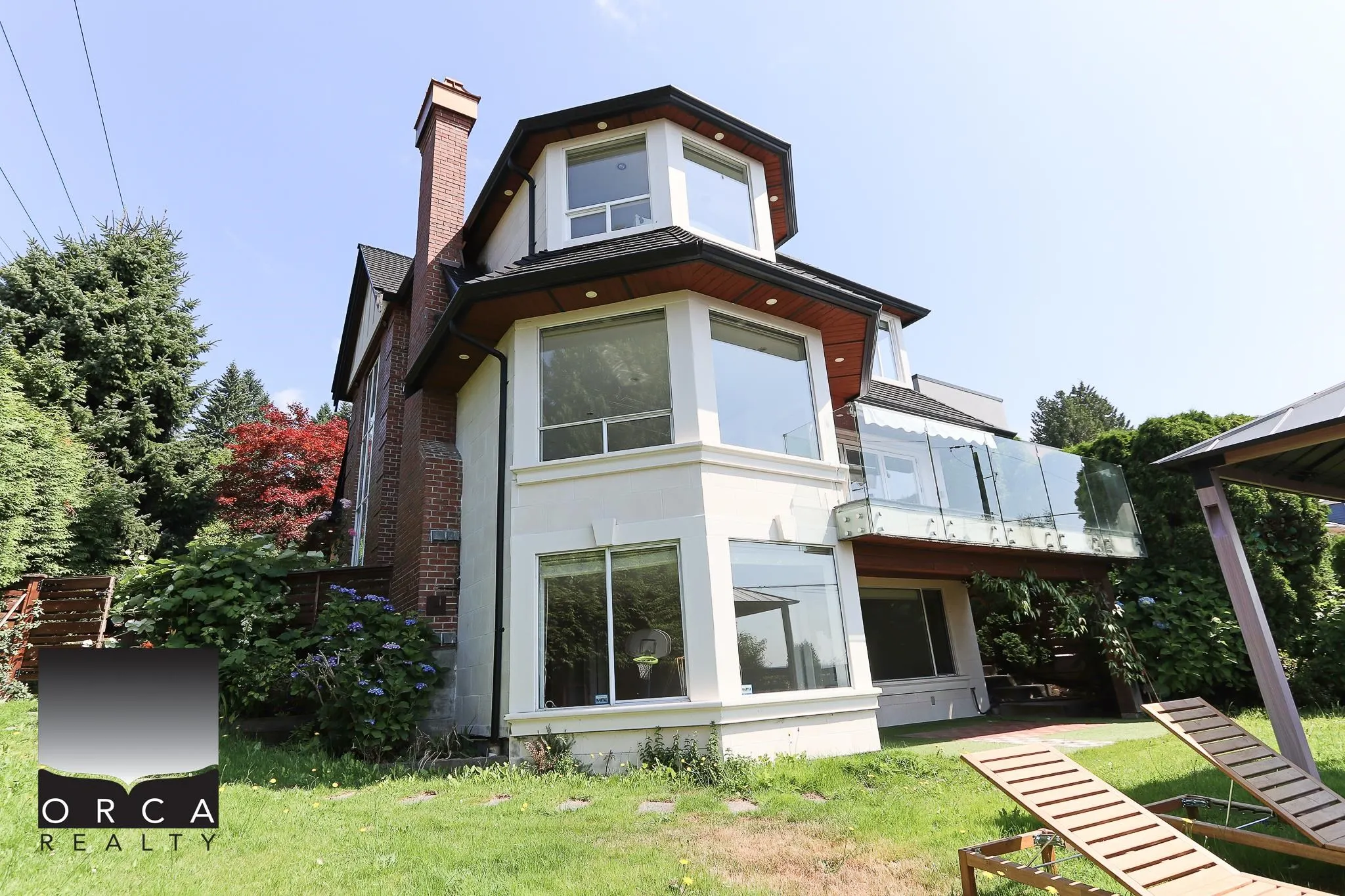 2198 Roseberry Avenue