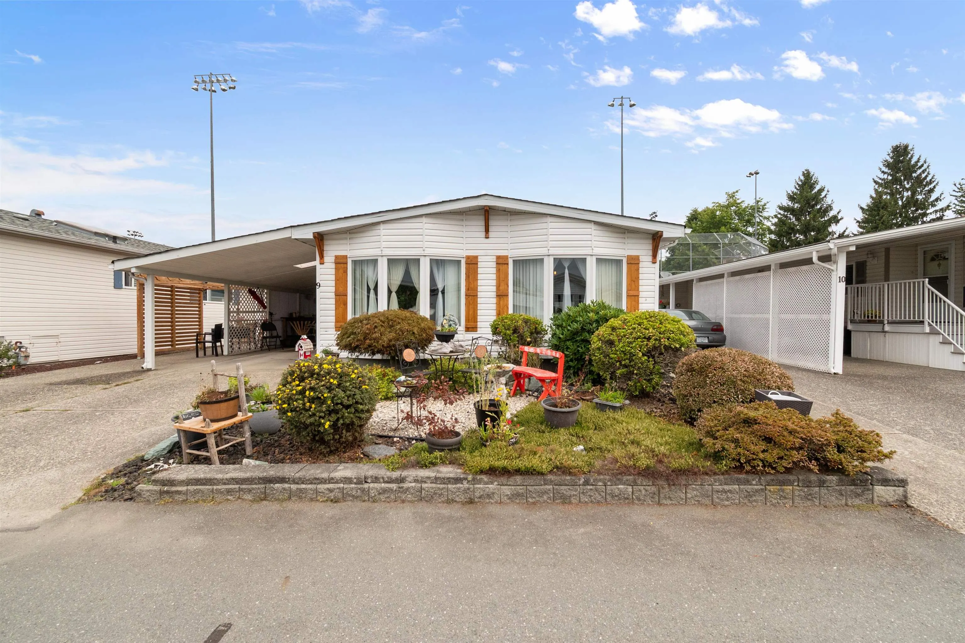9 9055 Ashwell Road