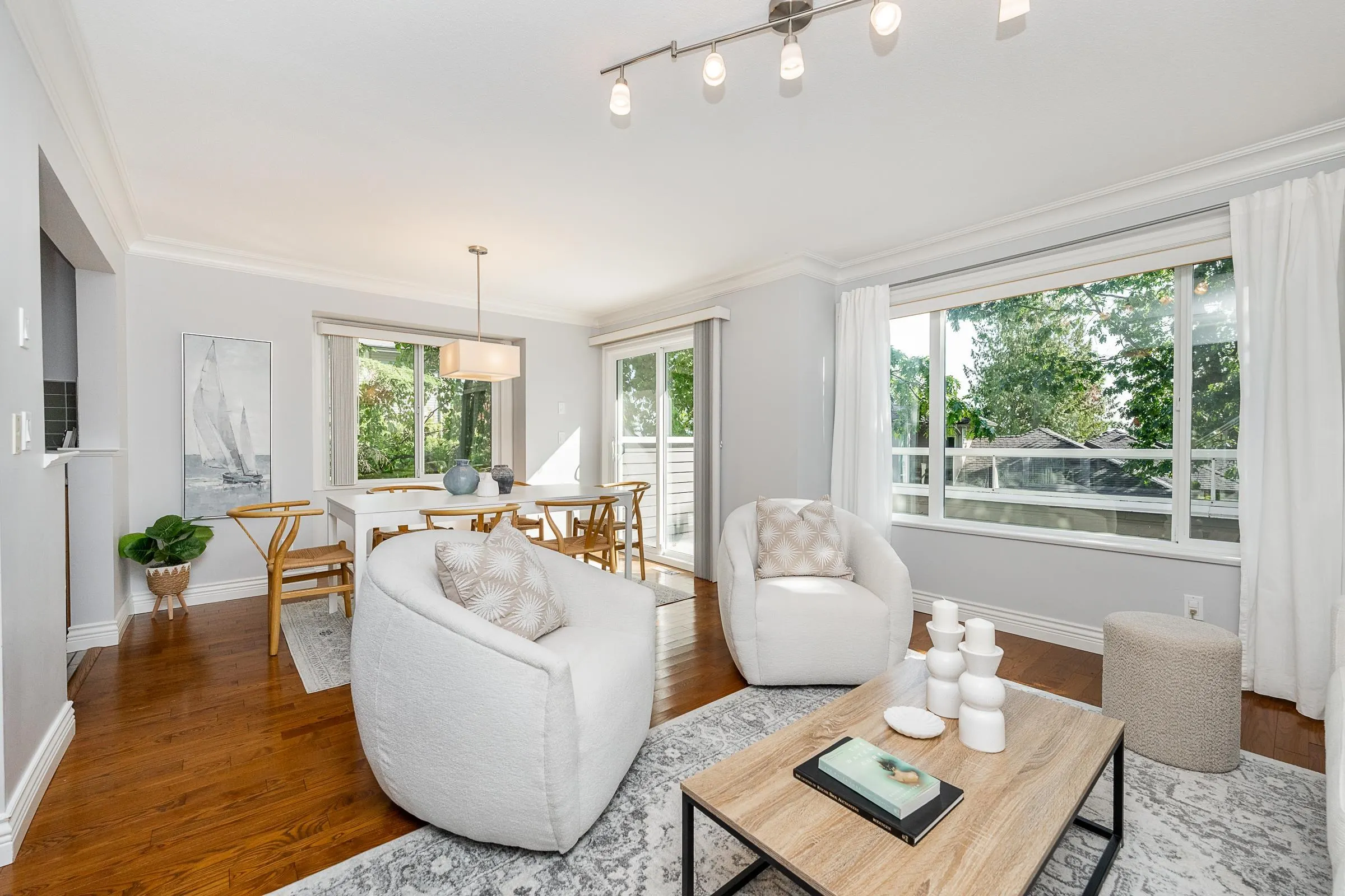 4 181 Ravine Drive