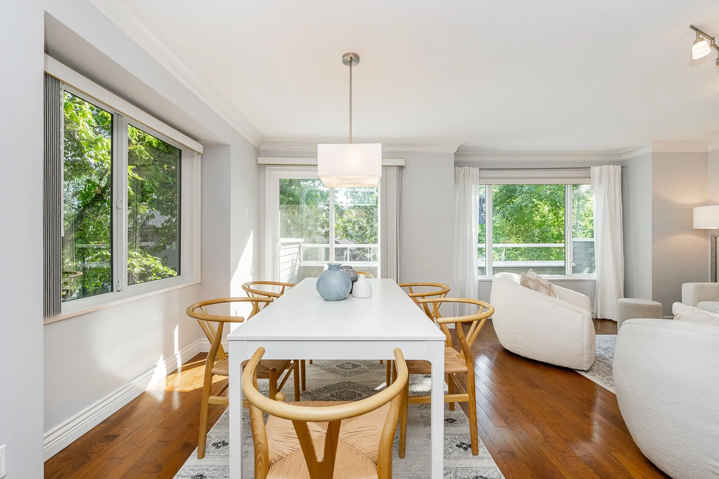 4 181 Ravine Drive