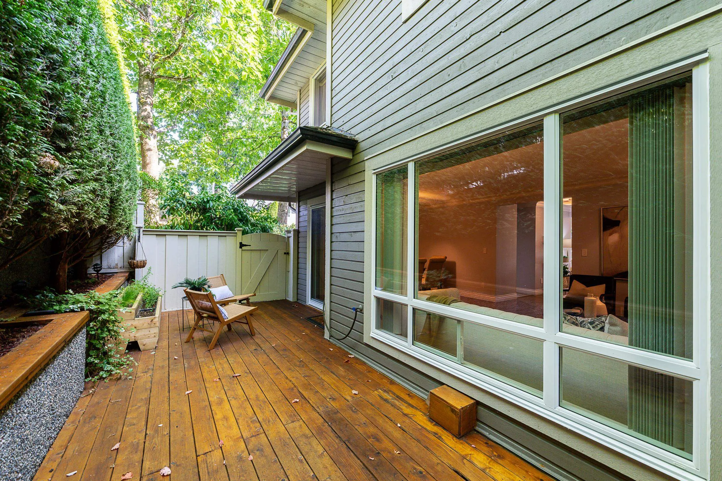 4 181 Ravine Drive