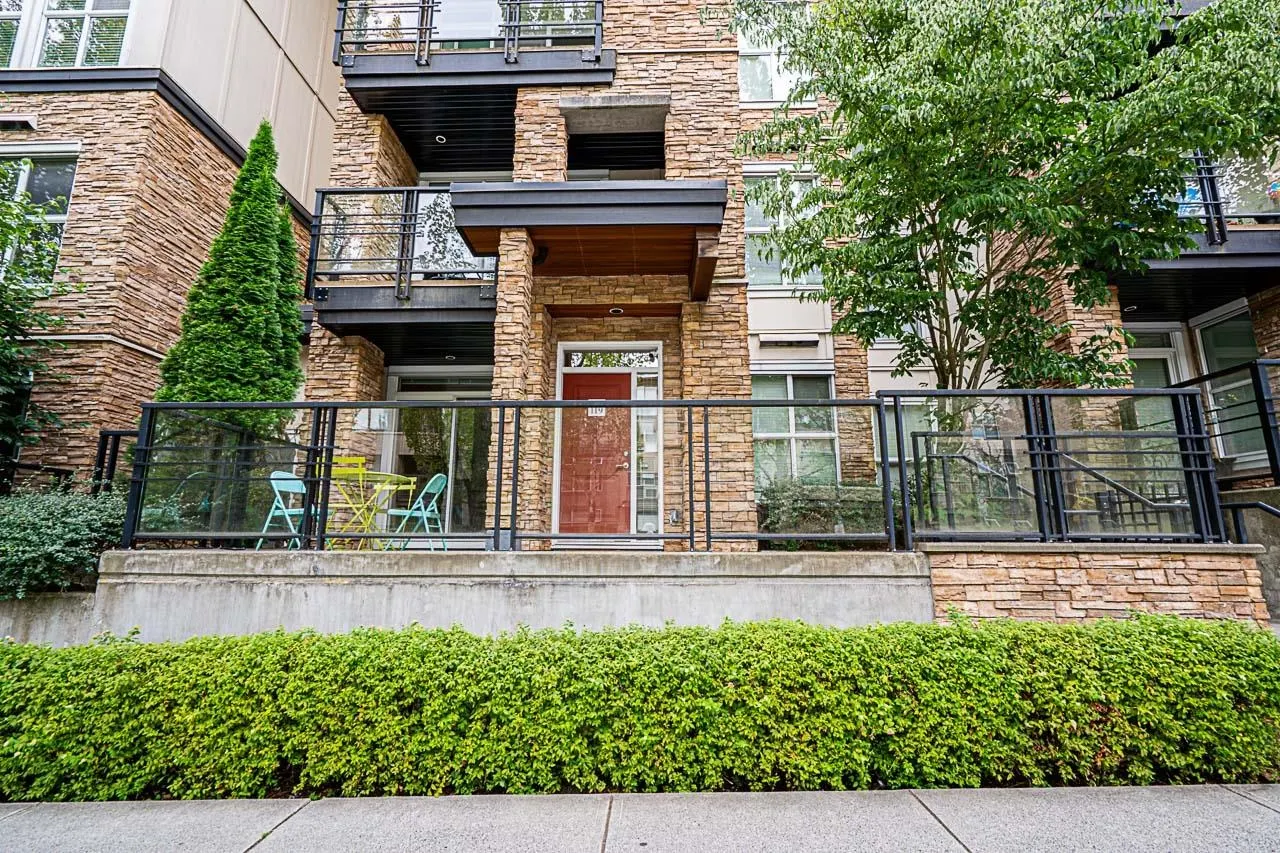 119 5928 Birney Avenue