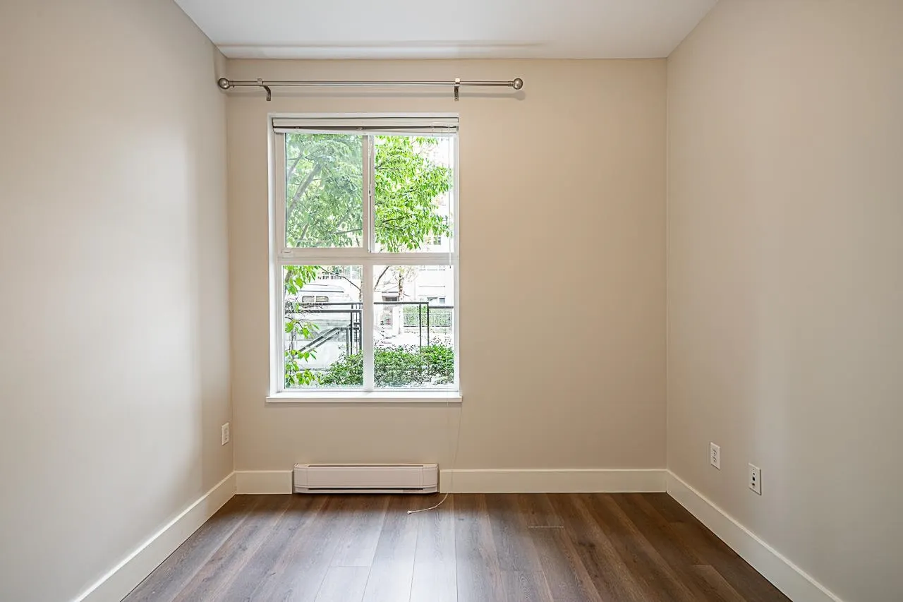 119 5928 Birney Avenue