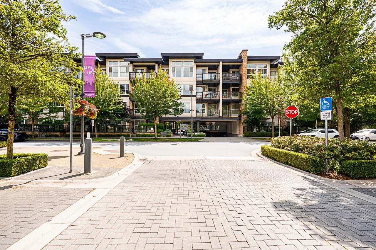 119 5928 Birney Avenue