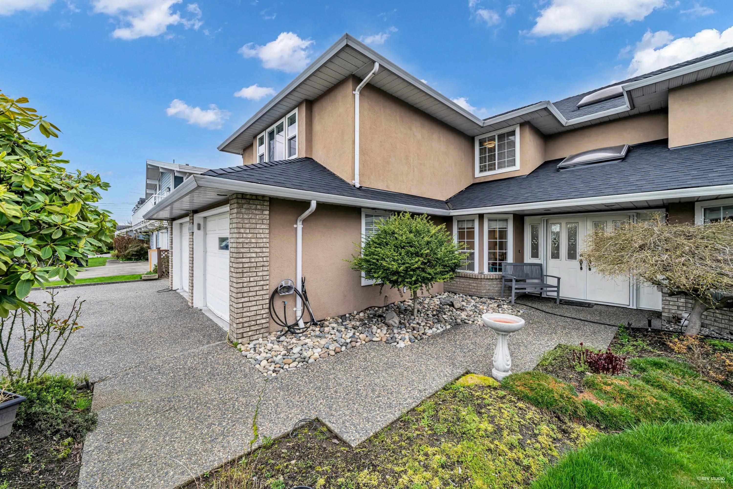 6585 Holly Park Drive