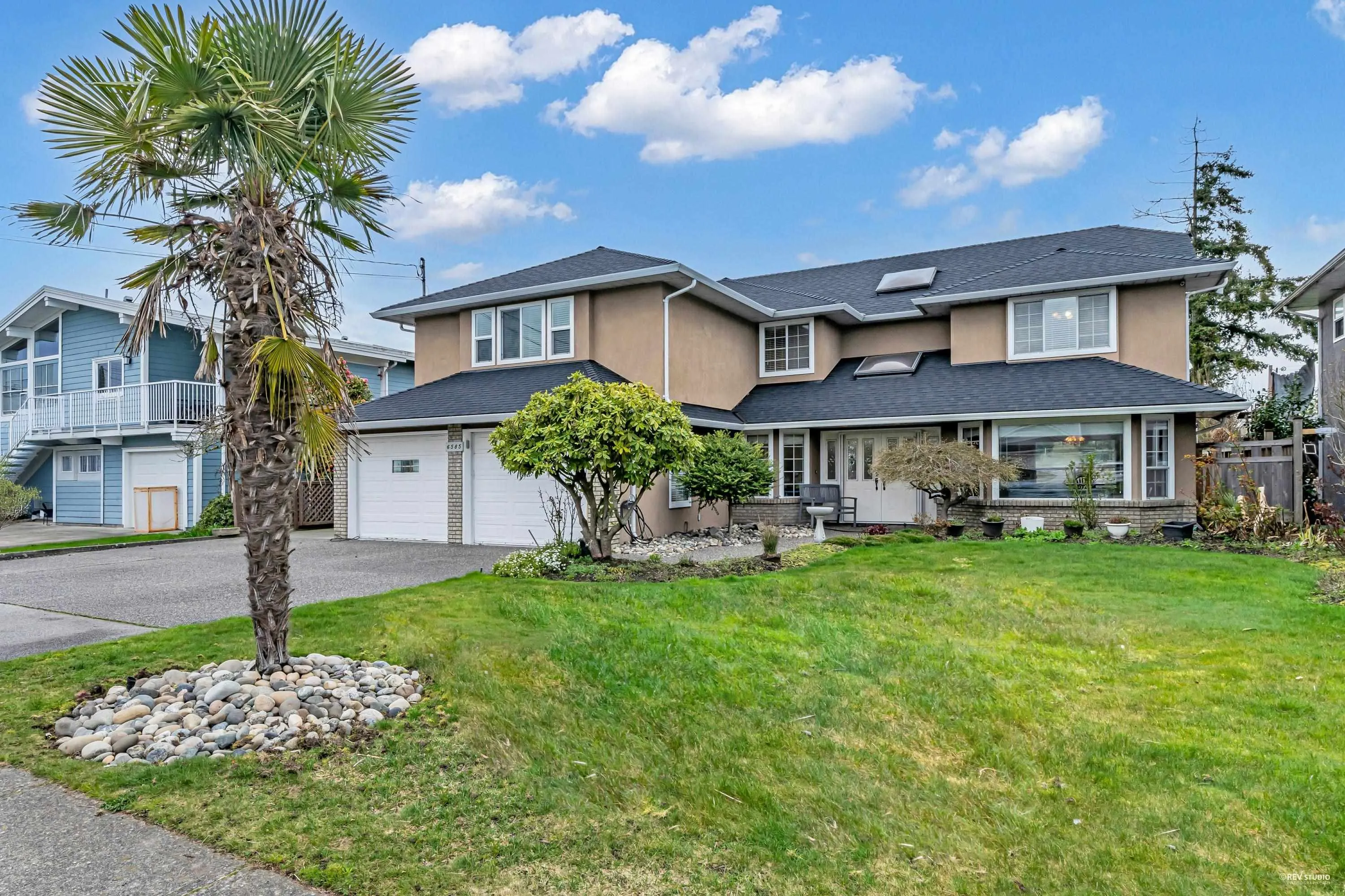 6585 Holly Park Drive