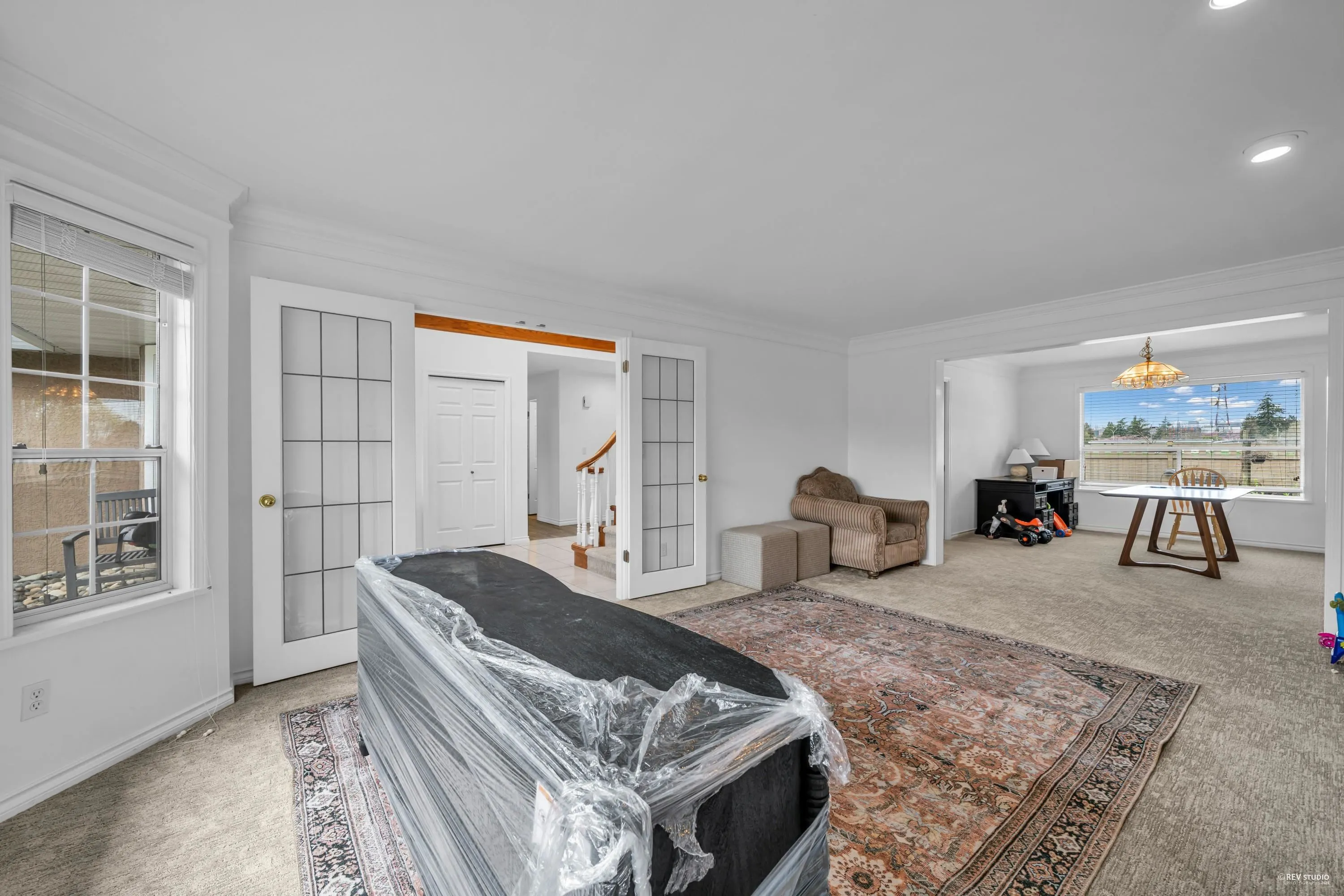6585 Holly Park Drive