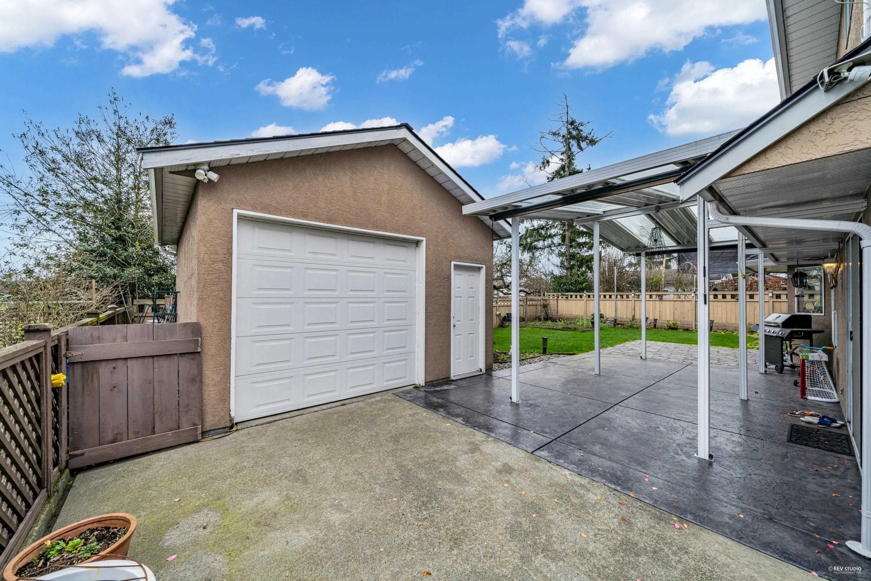6585 Holly Park Drive