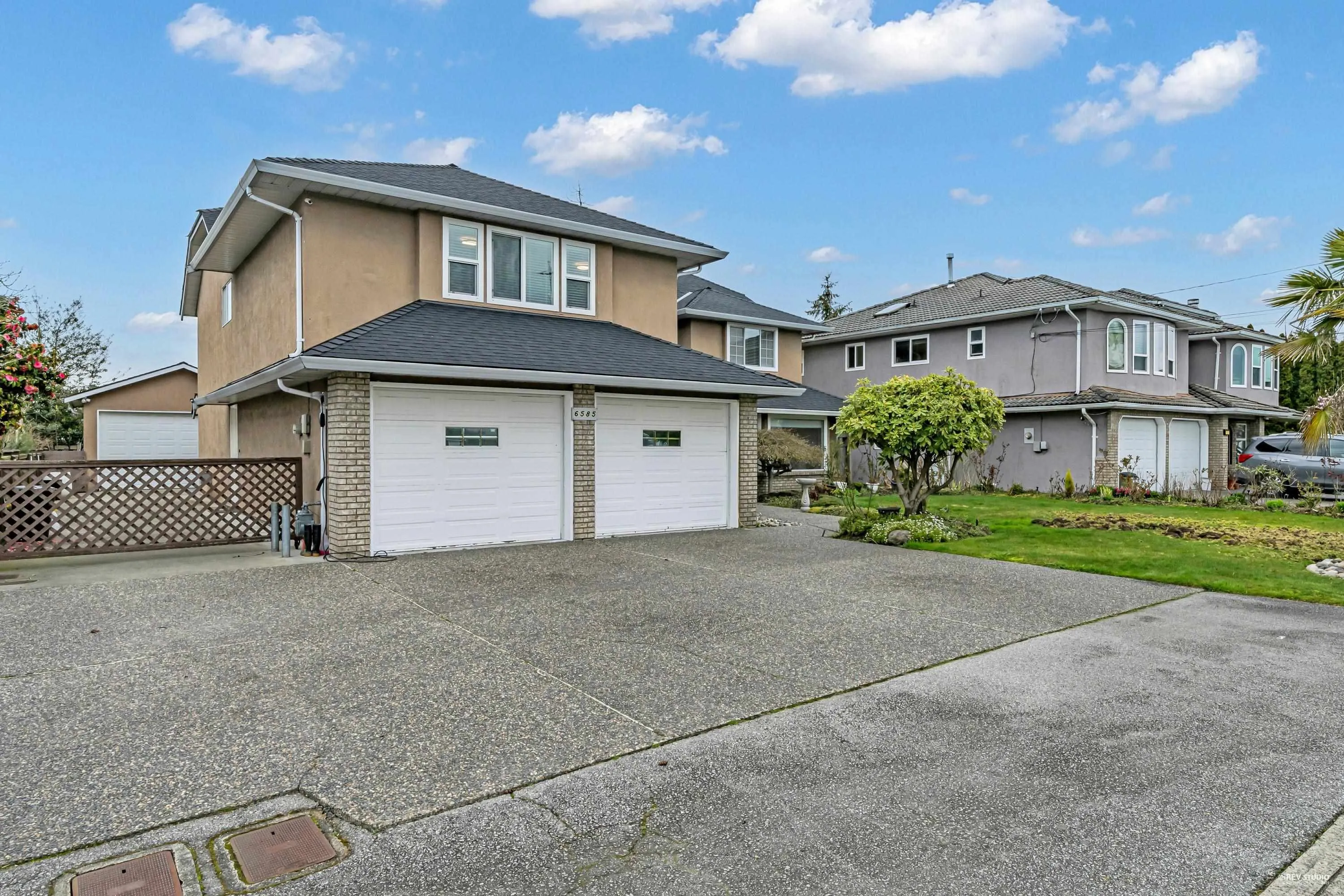 6585 Holly Park Drive