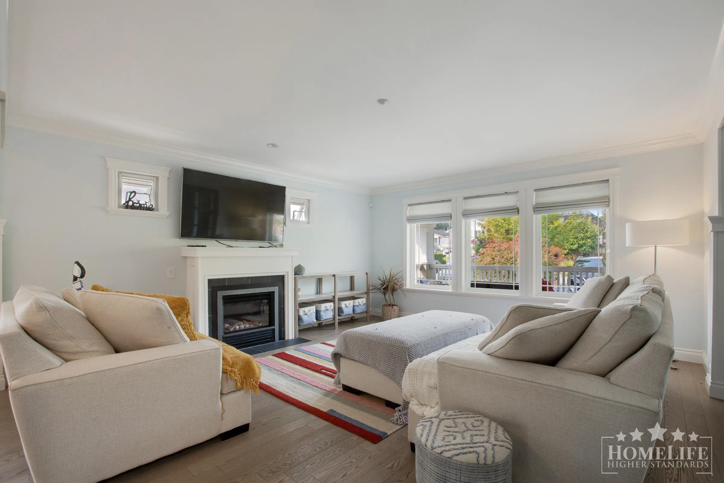 942 Maple Street