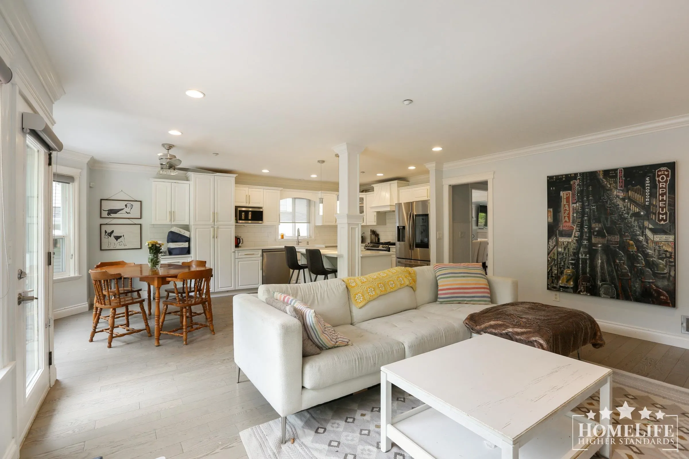 942 Maple Street