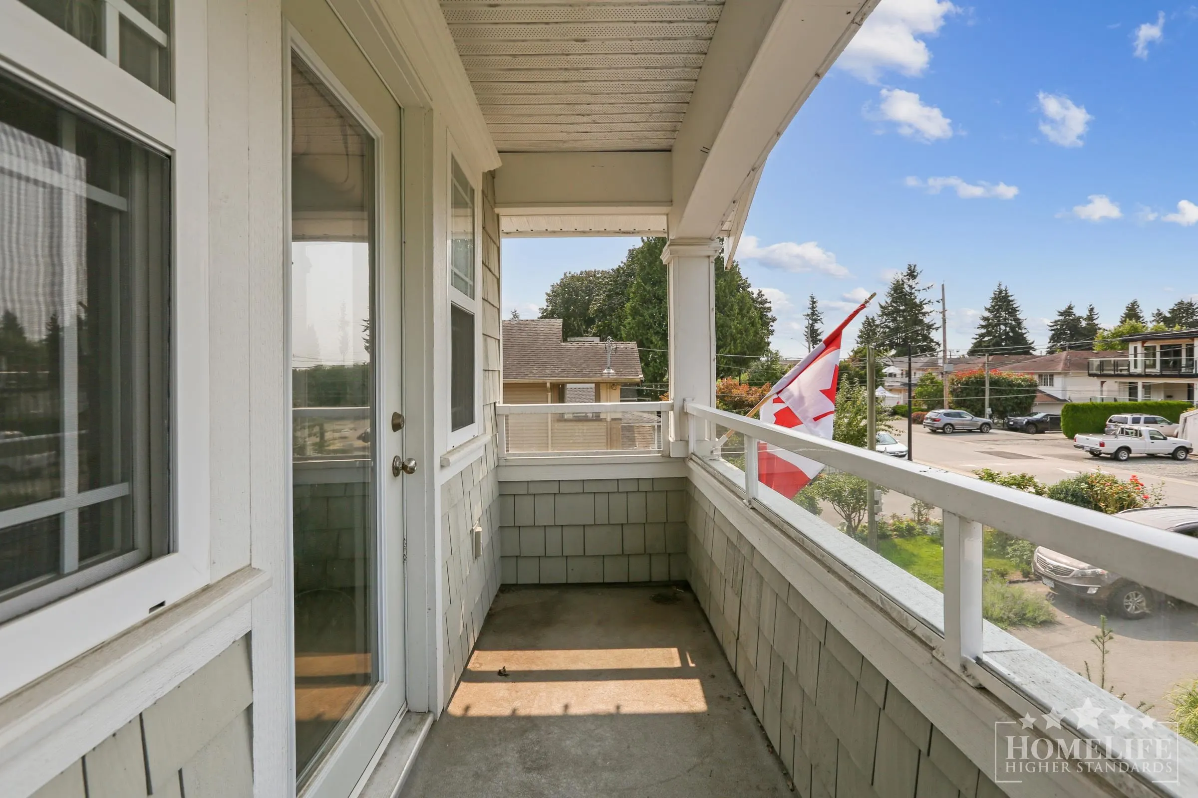 942 Maple Street