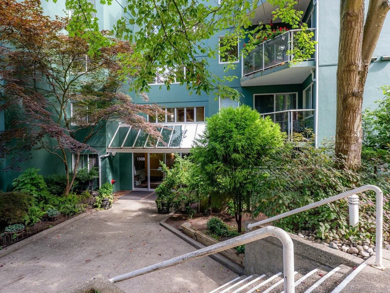 604 1508 Mariner Walk