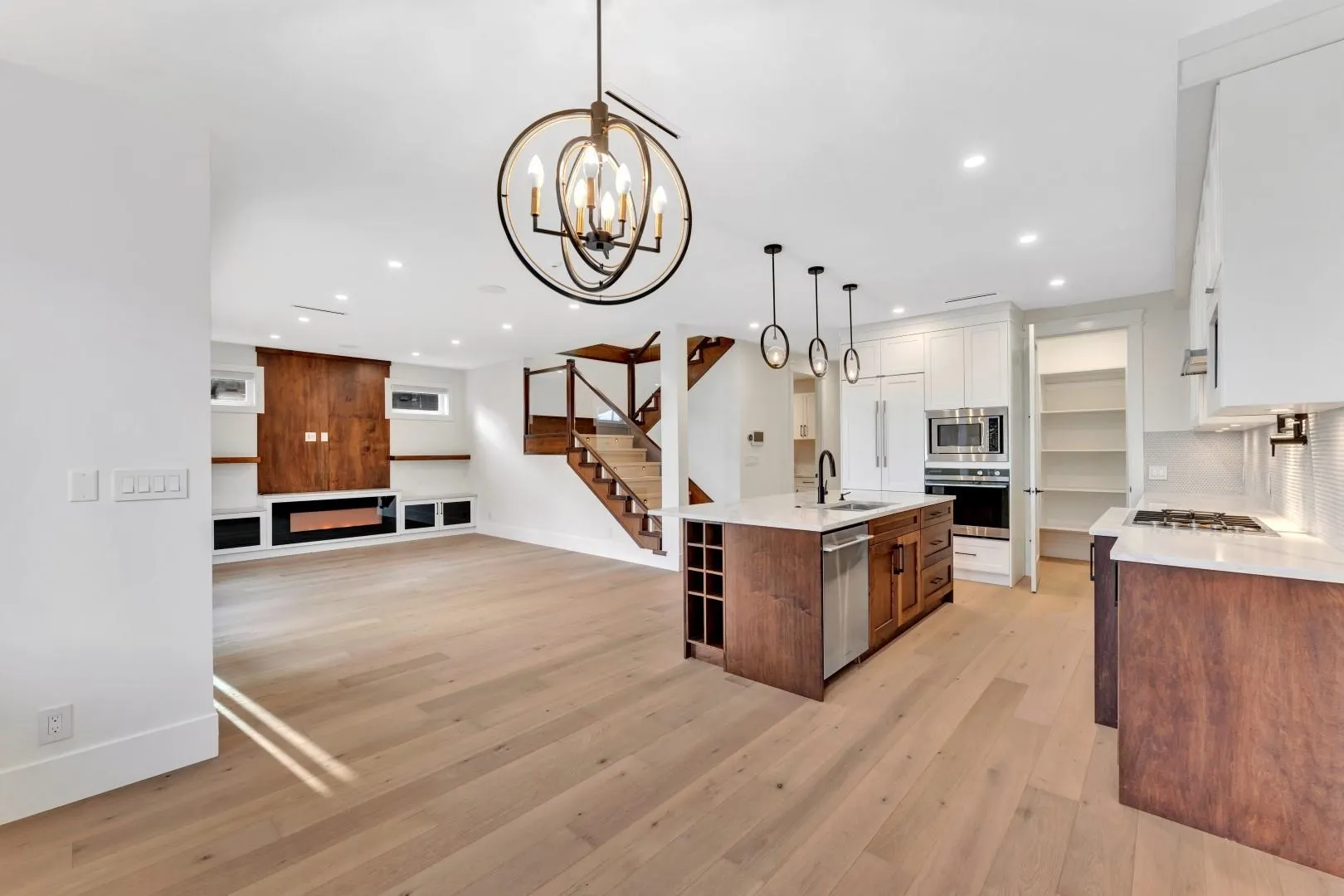 5094A Bentley Drive