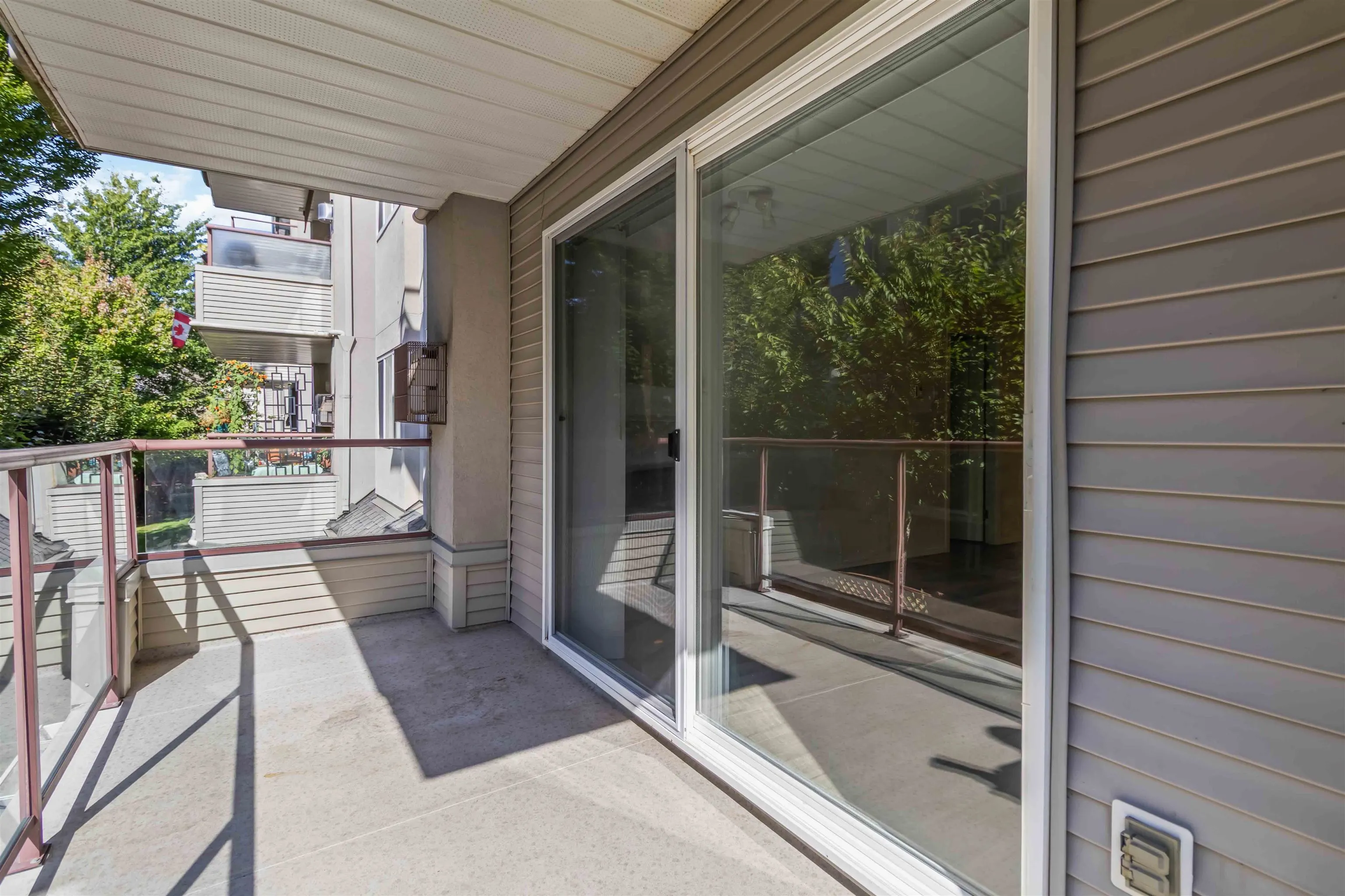 208 45520 Knight Road