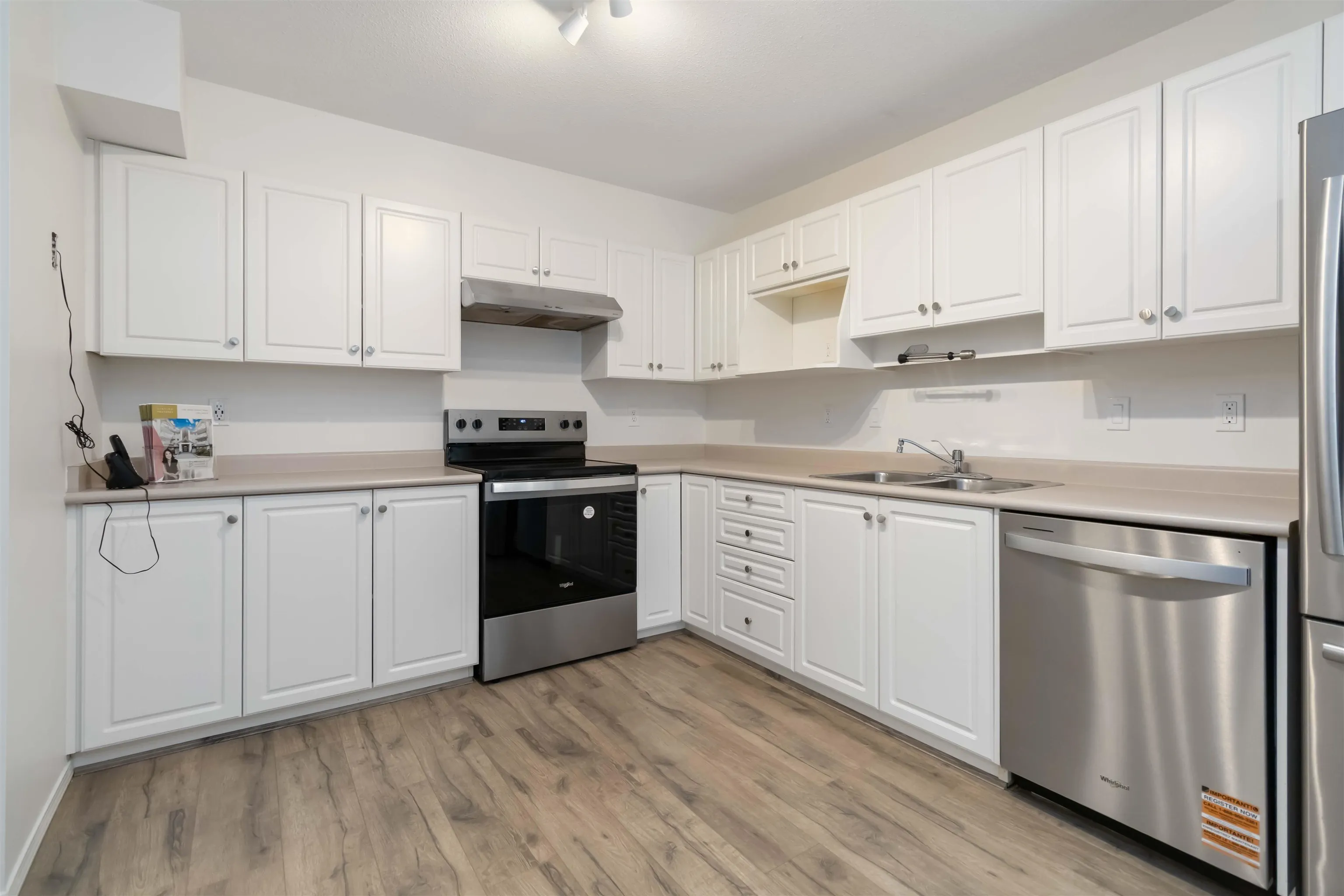 208 45520 Knight Road