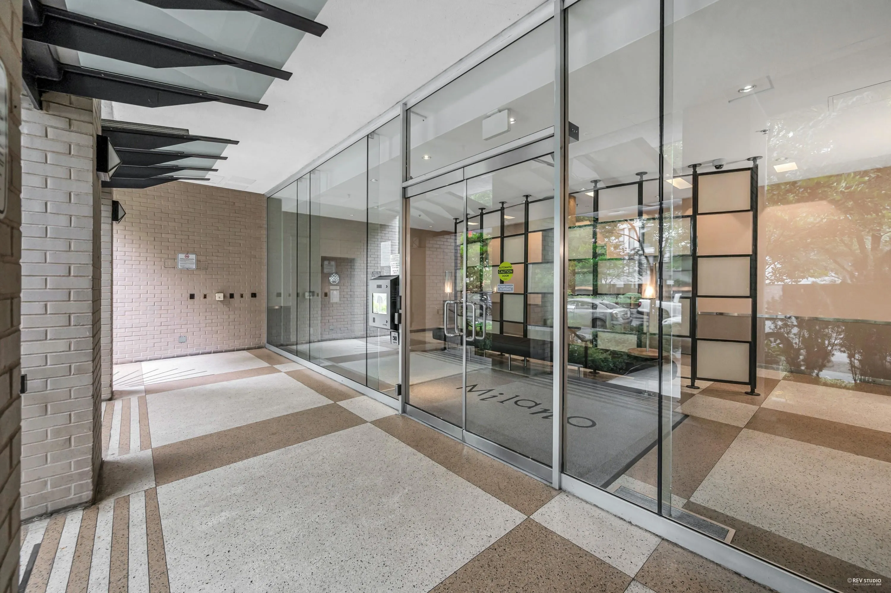 1504 1003 Burnaby Street