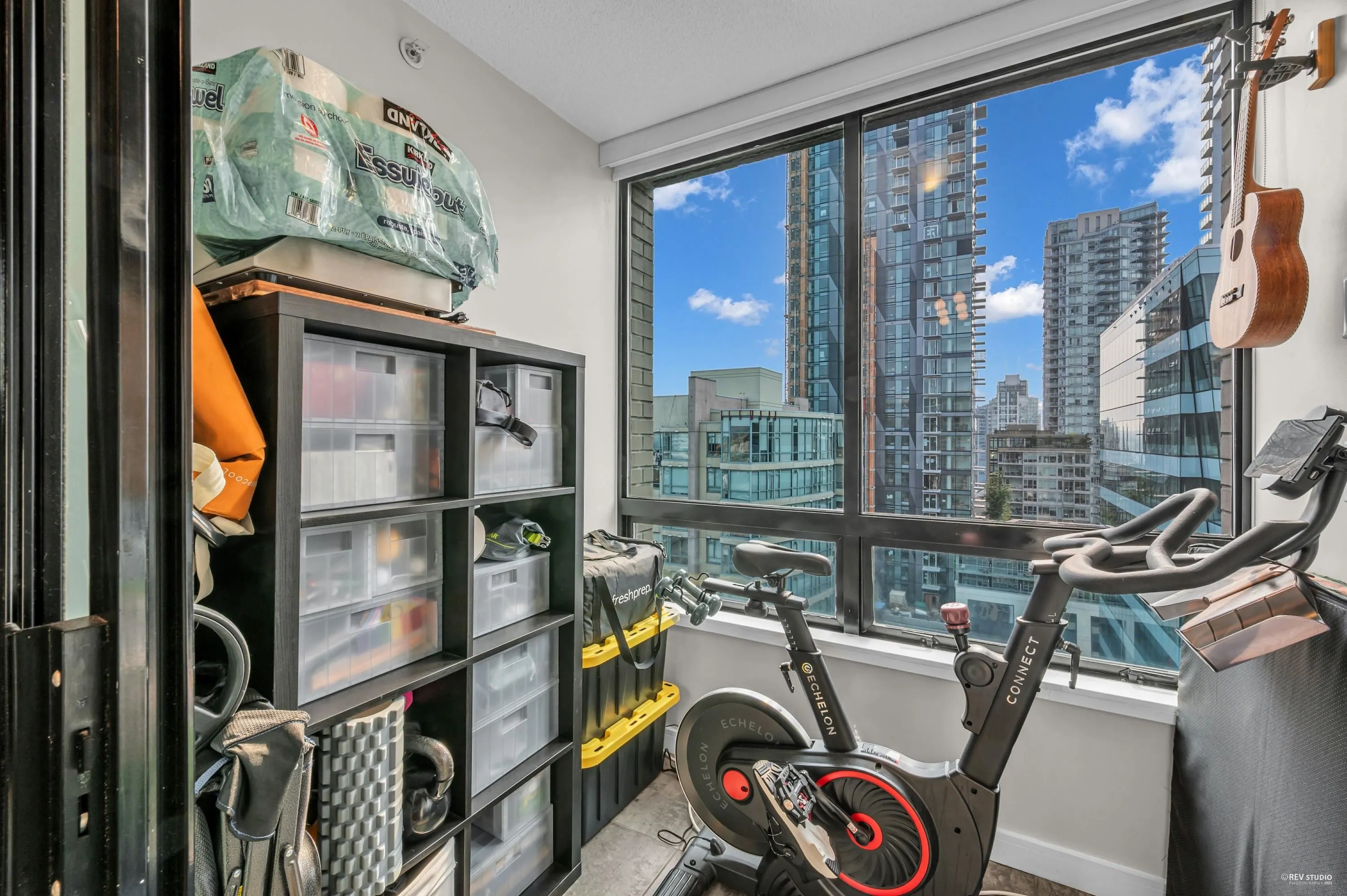 1504 1003 Burnaby Street