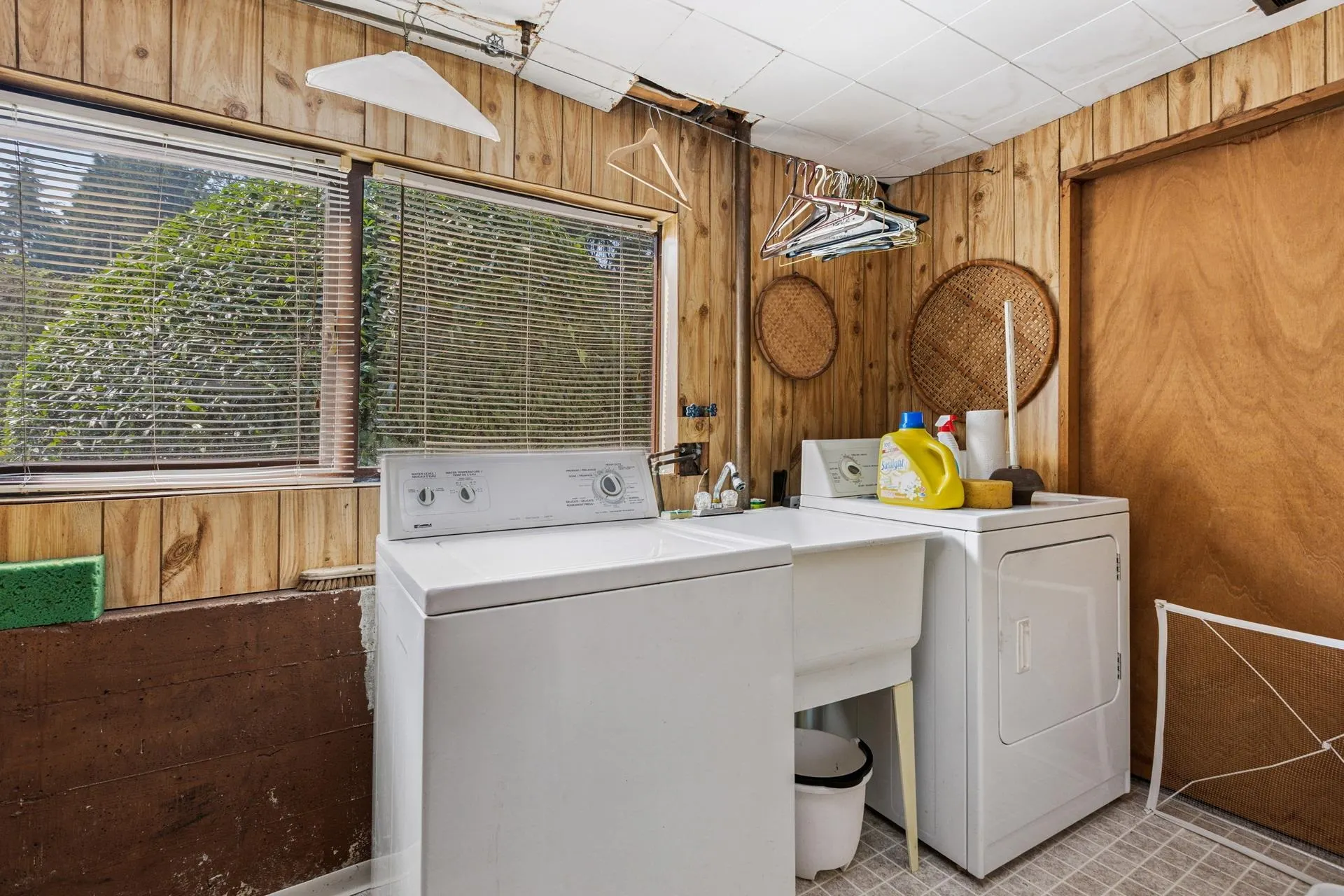 2830 Crestlynn Place