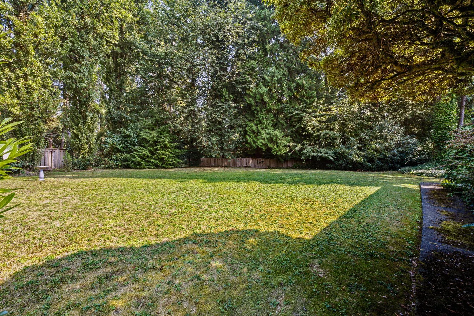 2830 Crestlynn Place